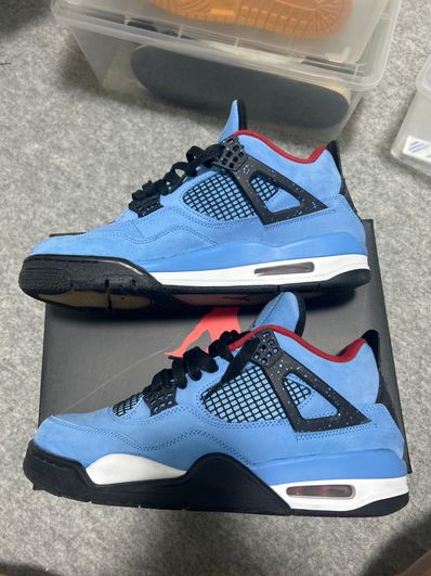 Travis Scott × Nike Air Jordan 4 Retro Cactus Jack "University Blue"