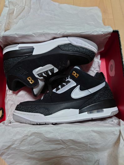 Nike Air Jordan 3 Retro Tinker "Black/Cement Grey"