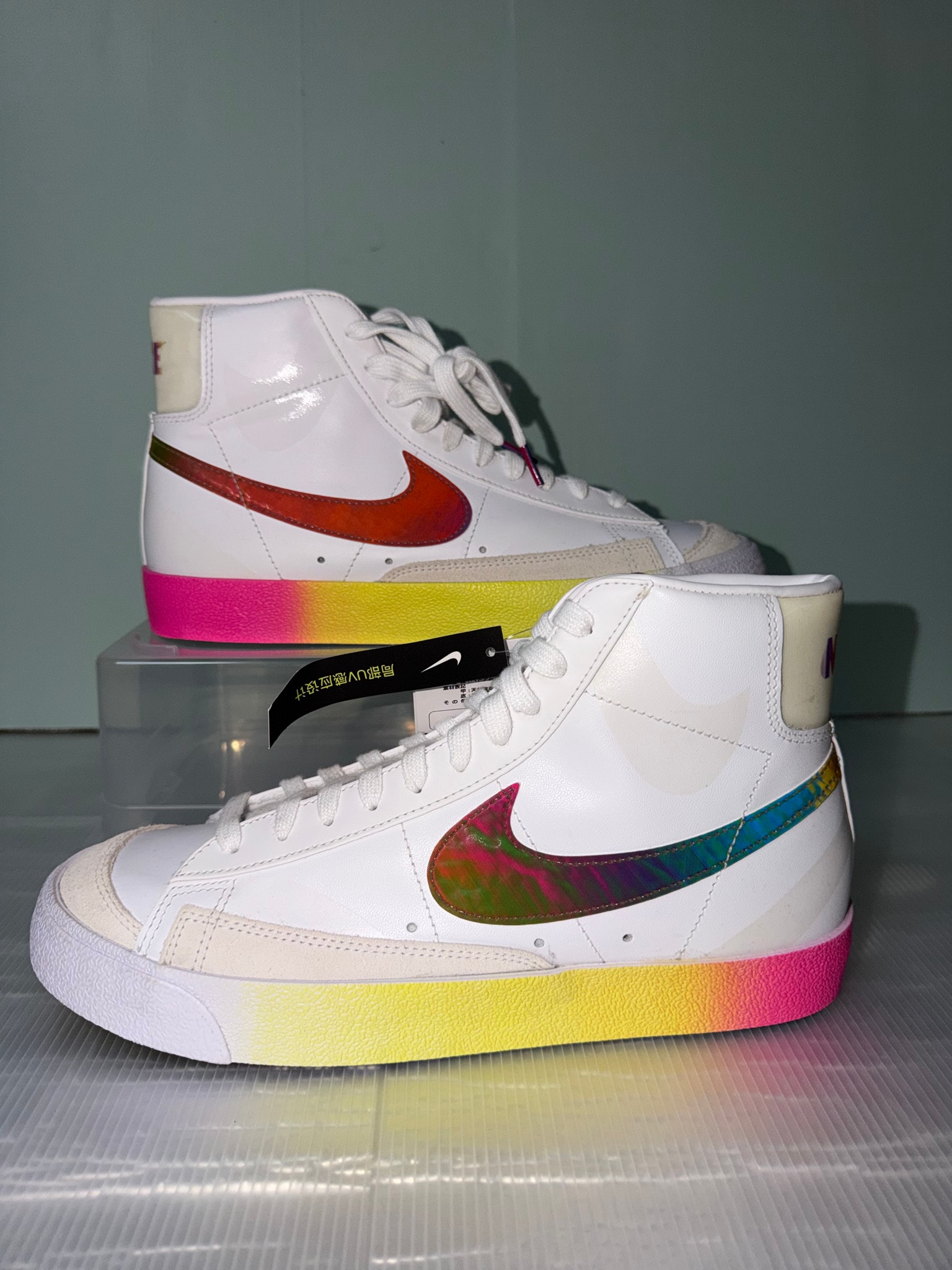 Nike Blazer Mid '77 VNTG "White/Bright Cactus Hyper Pink"