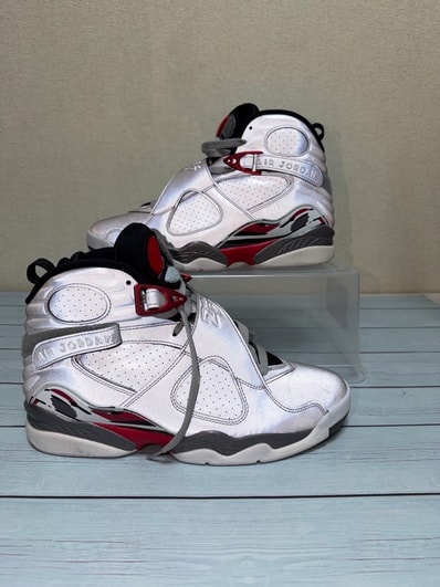 Nike Air Jordan 8 Retro SP "Reflect Silver/Hyper Blue/True Red"