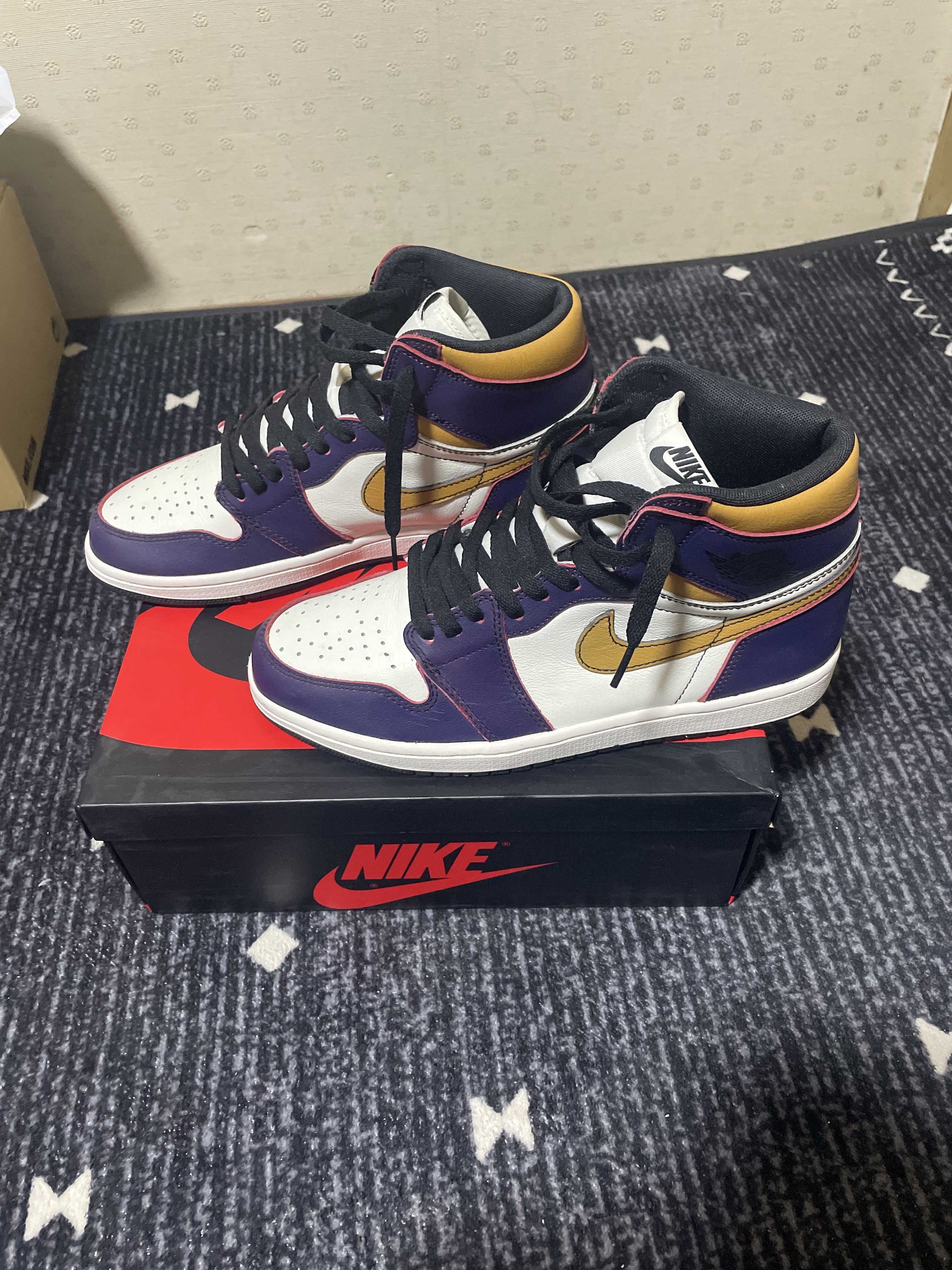 Nike SB × Air Jordan 1 Retro High "La To Chicago"  