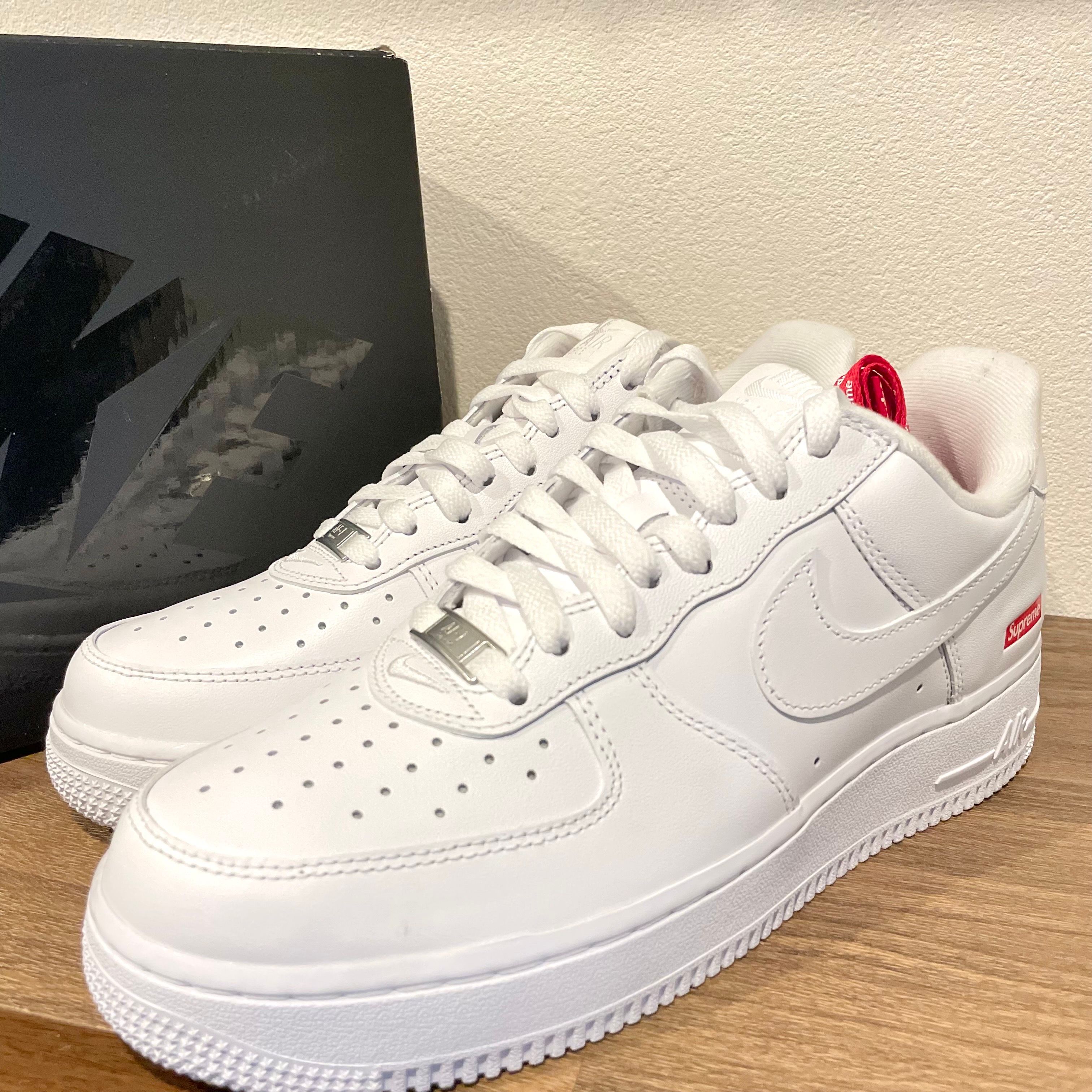 Supreme × Nike Air Force 1 Low "White"