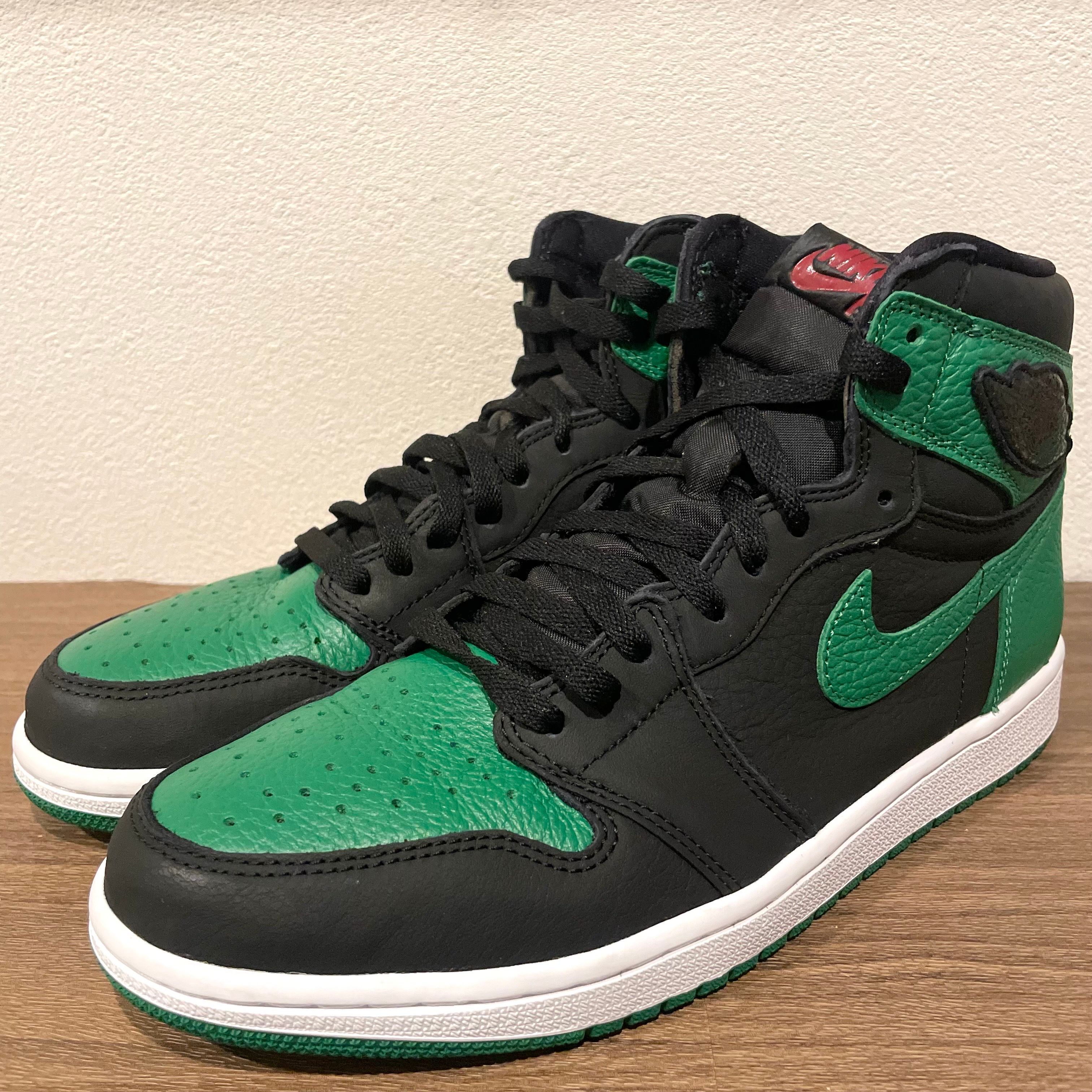 Nike Air Jordan 1 Retro High OG "Black/Pine Green" (2020)