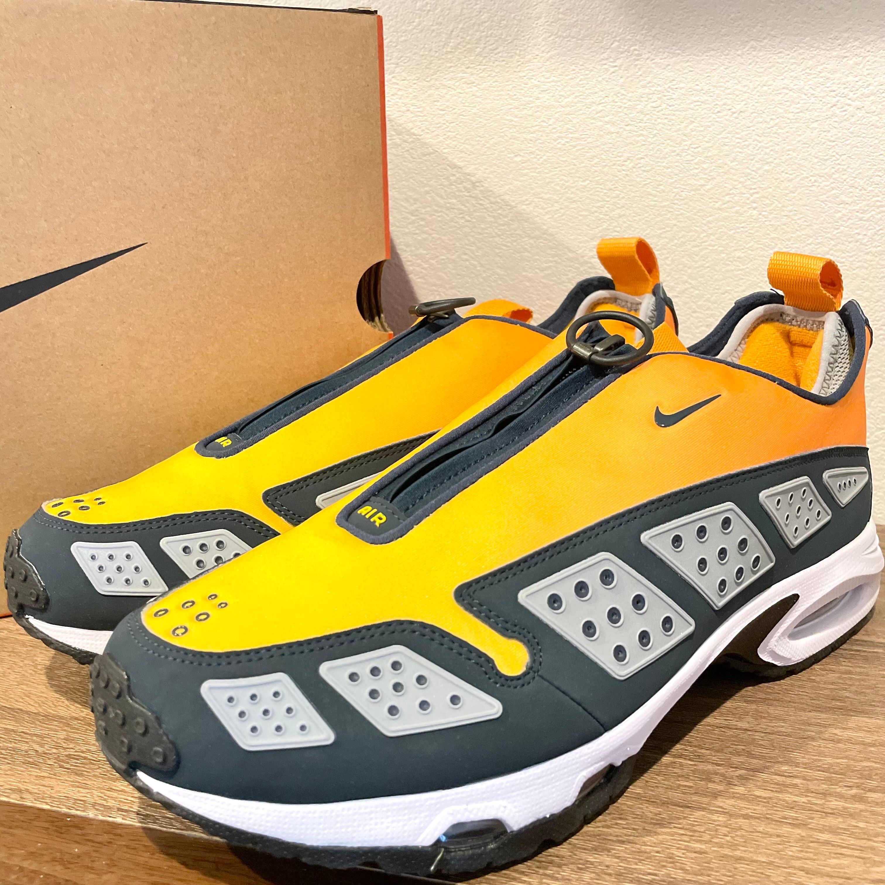 Nike Women's Air Max SNDR "Canyon Gold and Deep Ocean"