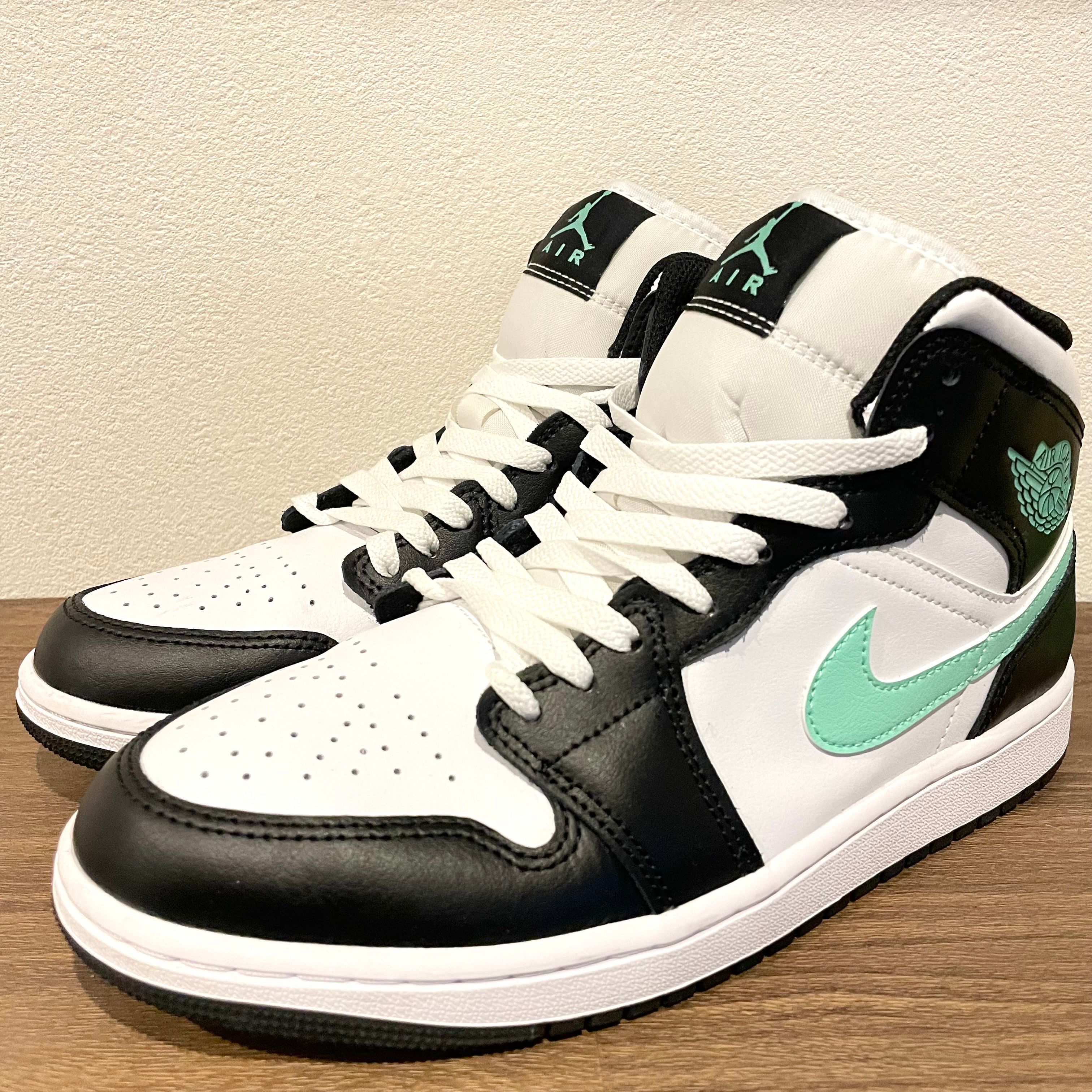 Nike Air Jordan 1 Mid "Green Glow"