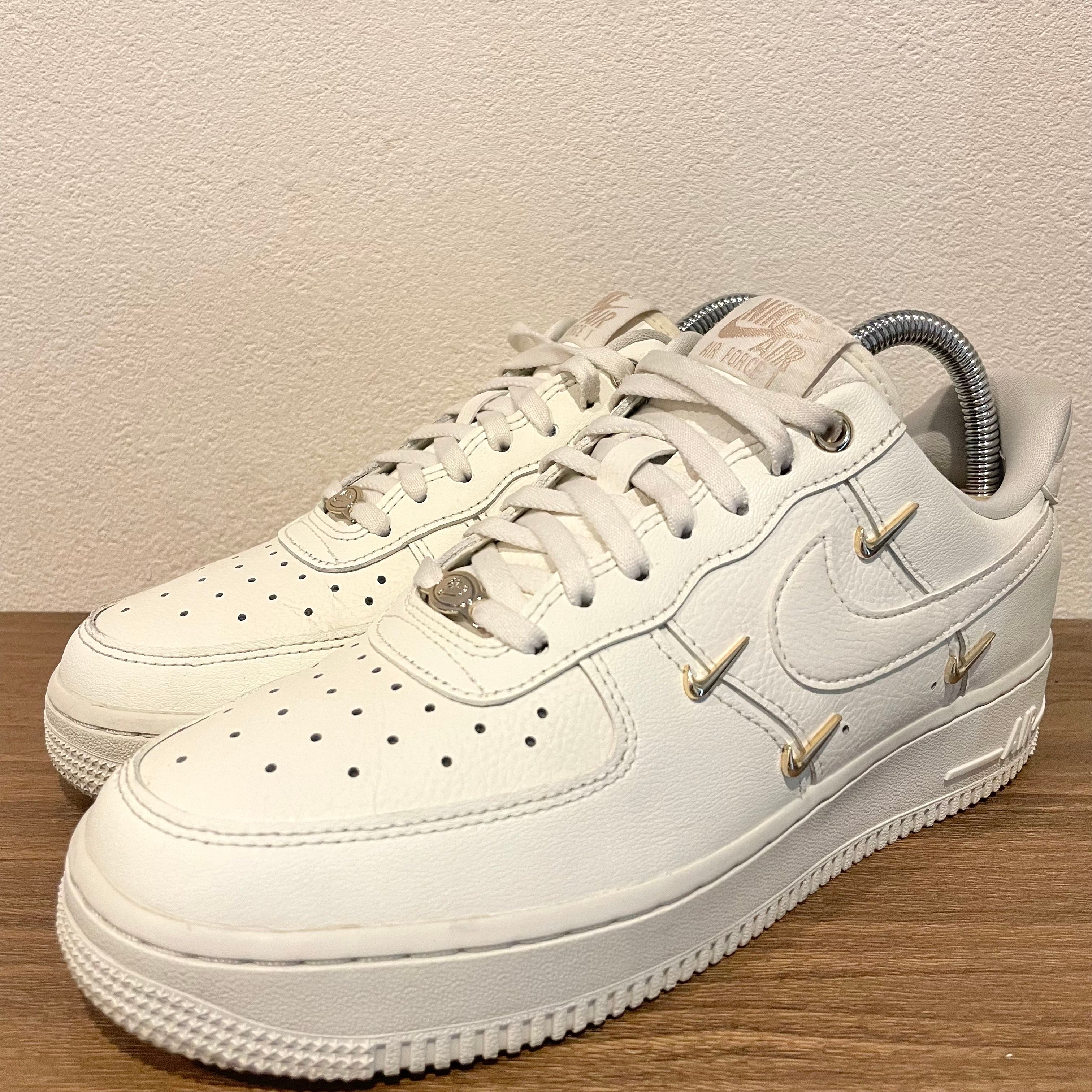 Nike Women's Air Force 1 '07 LX "Sail/Metallic Gold"