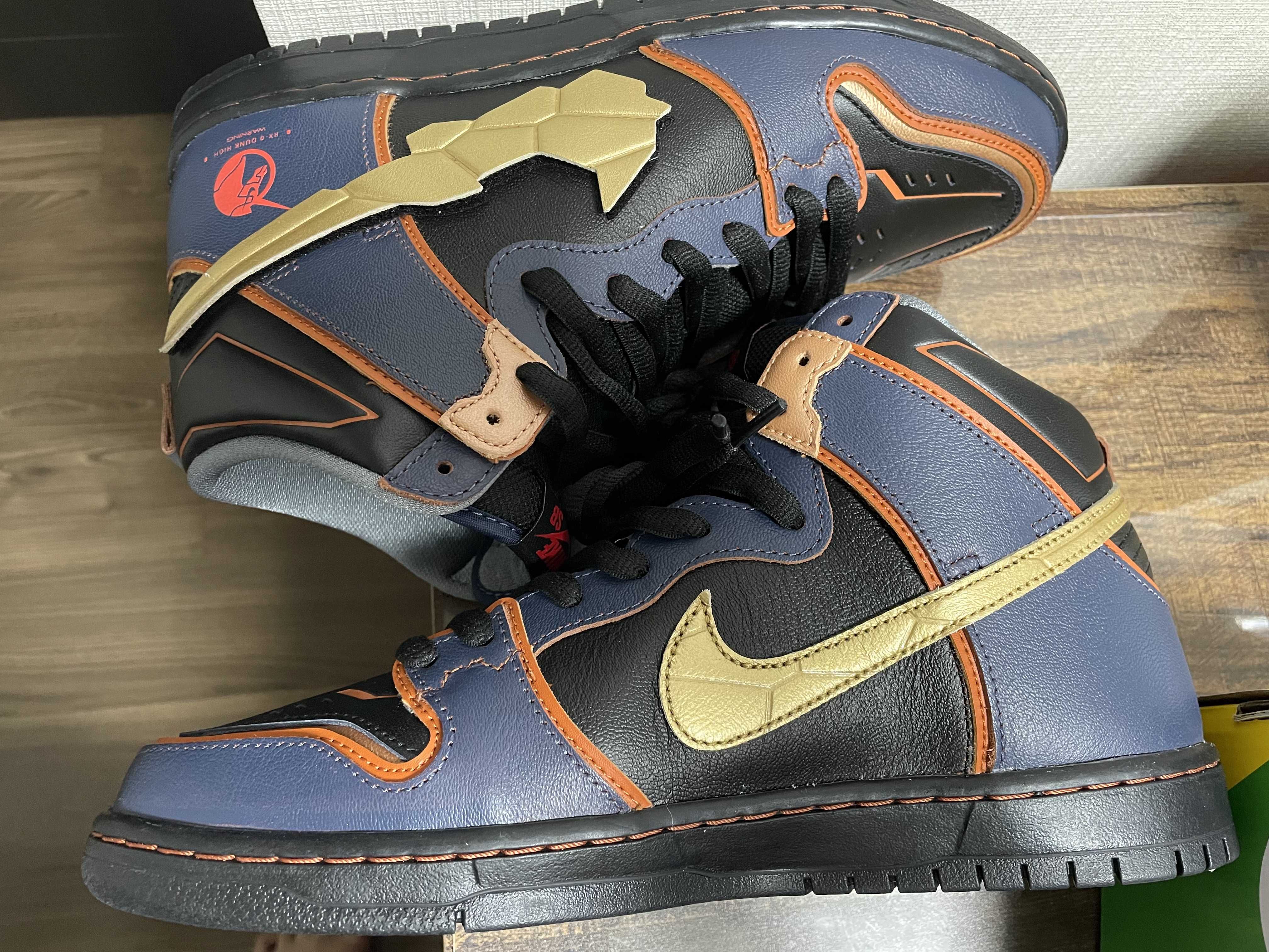 Gundam Unicorn × Nike SB Dunk High PRO QS "Banshee"