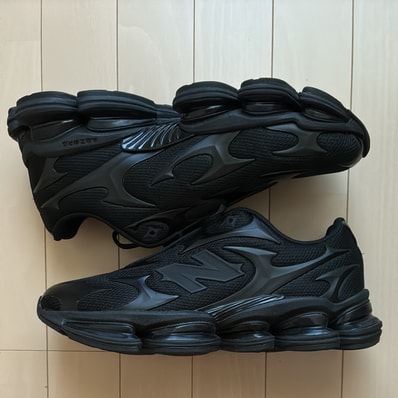 New Balance 2000 "Black Metallic"
