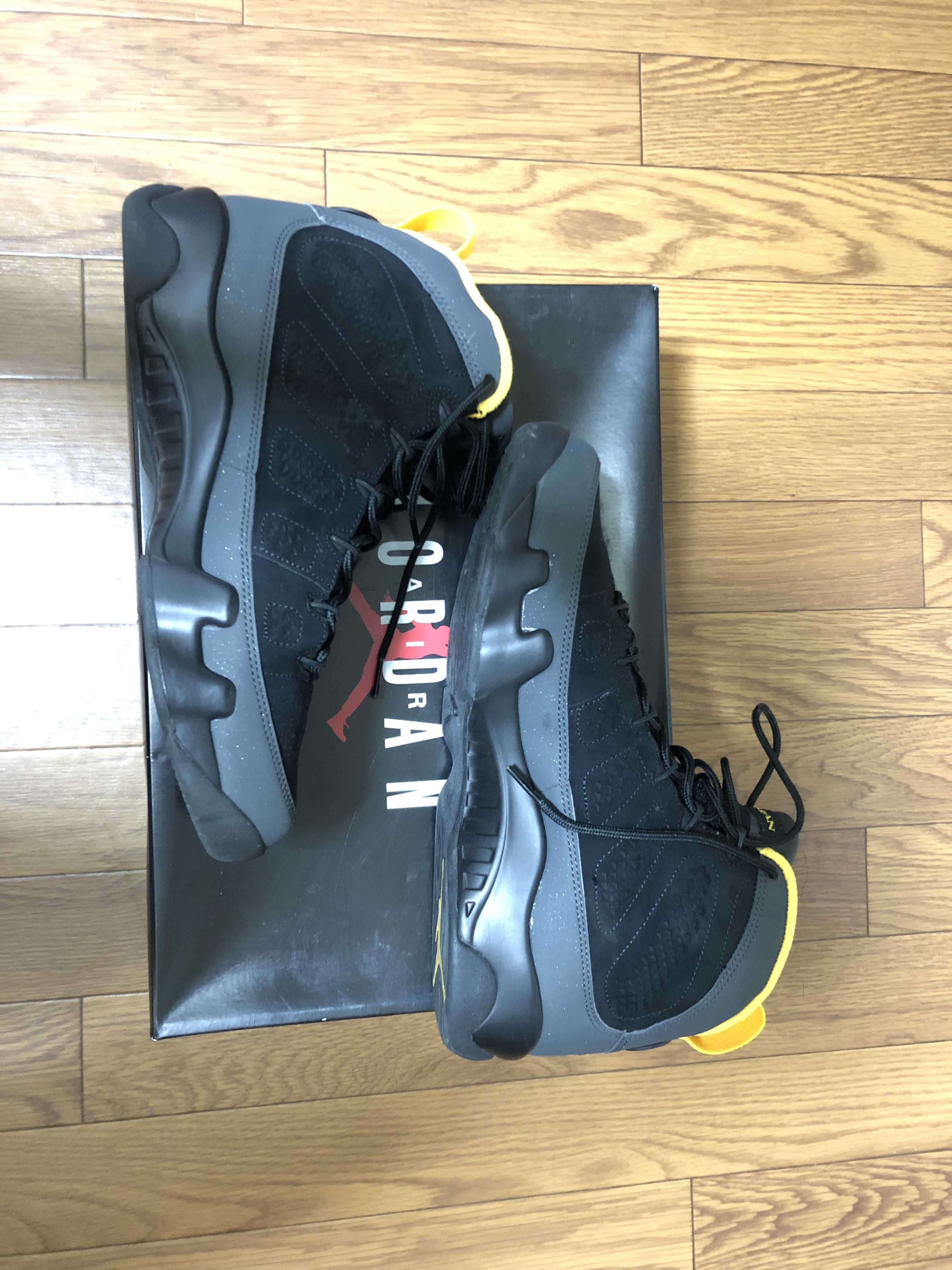 Nike Air Jordan 9 "University Gold"