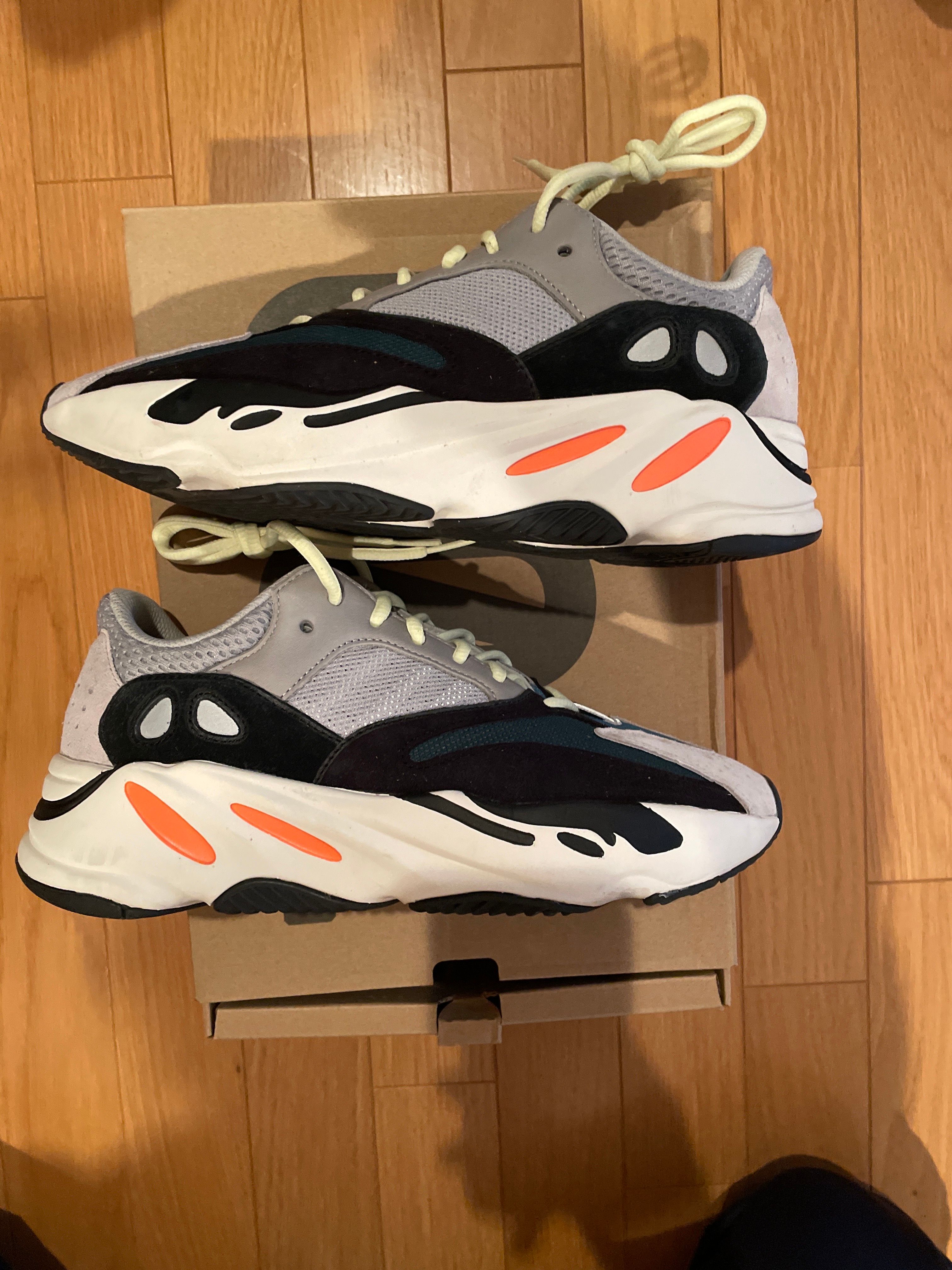 adidas YEEZY Boost 700 "Wave Runner"