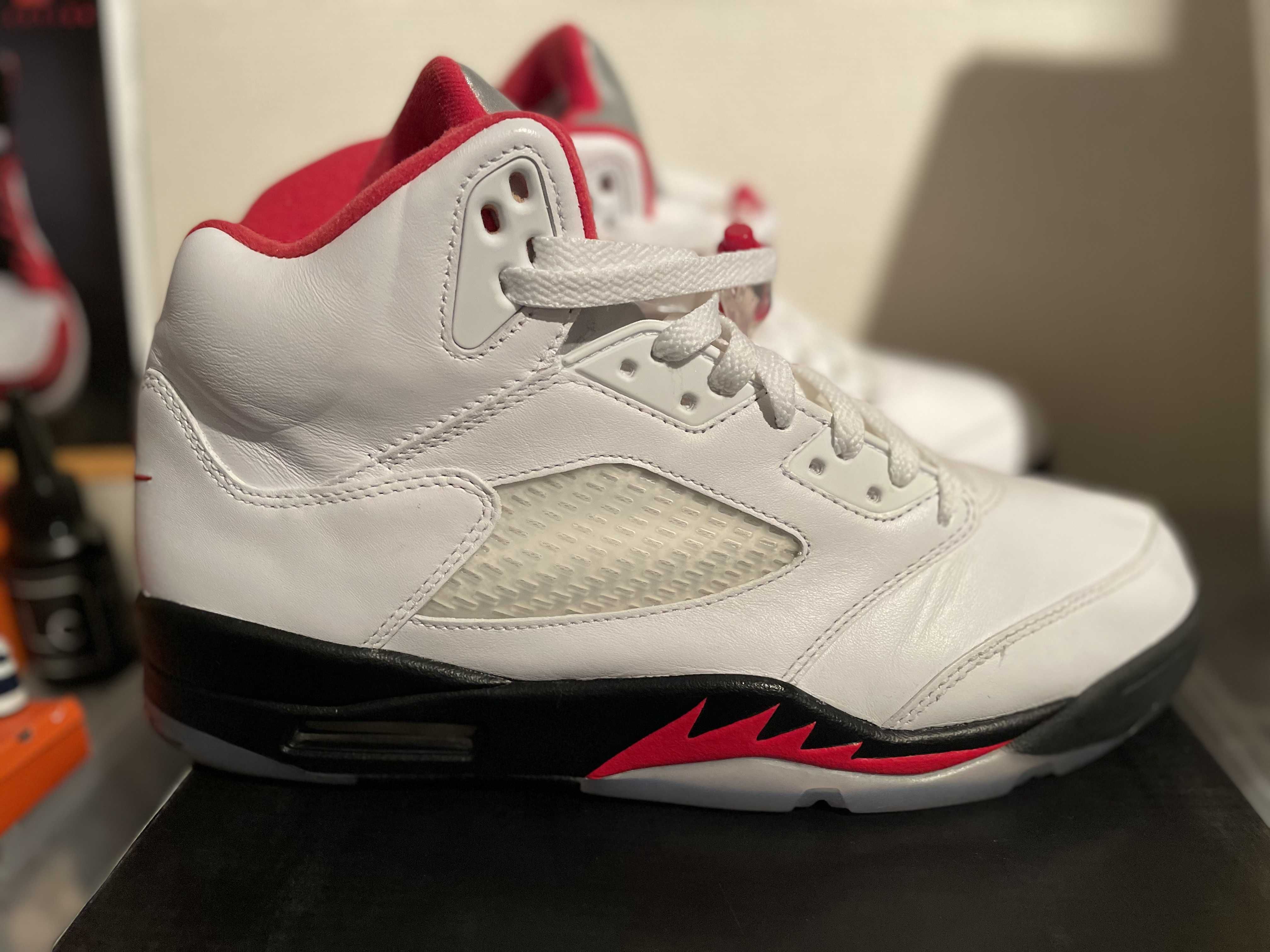 Nike Air Jordan 5 Retro "Fire Red" (2020)