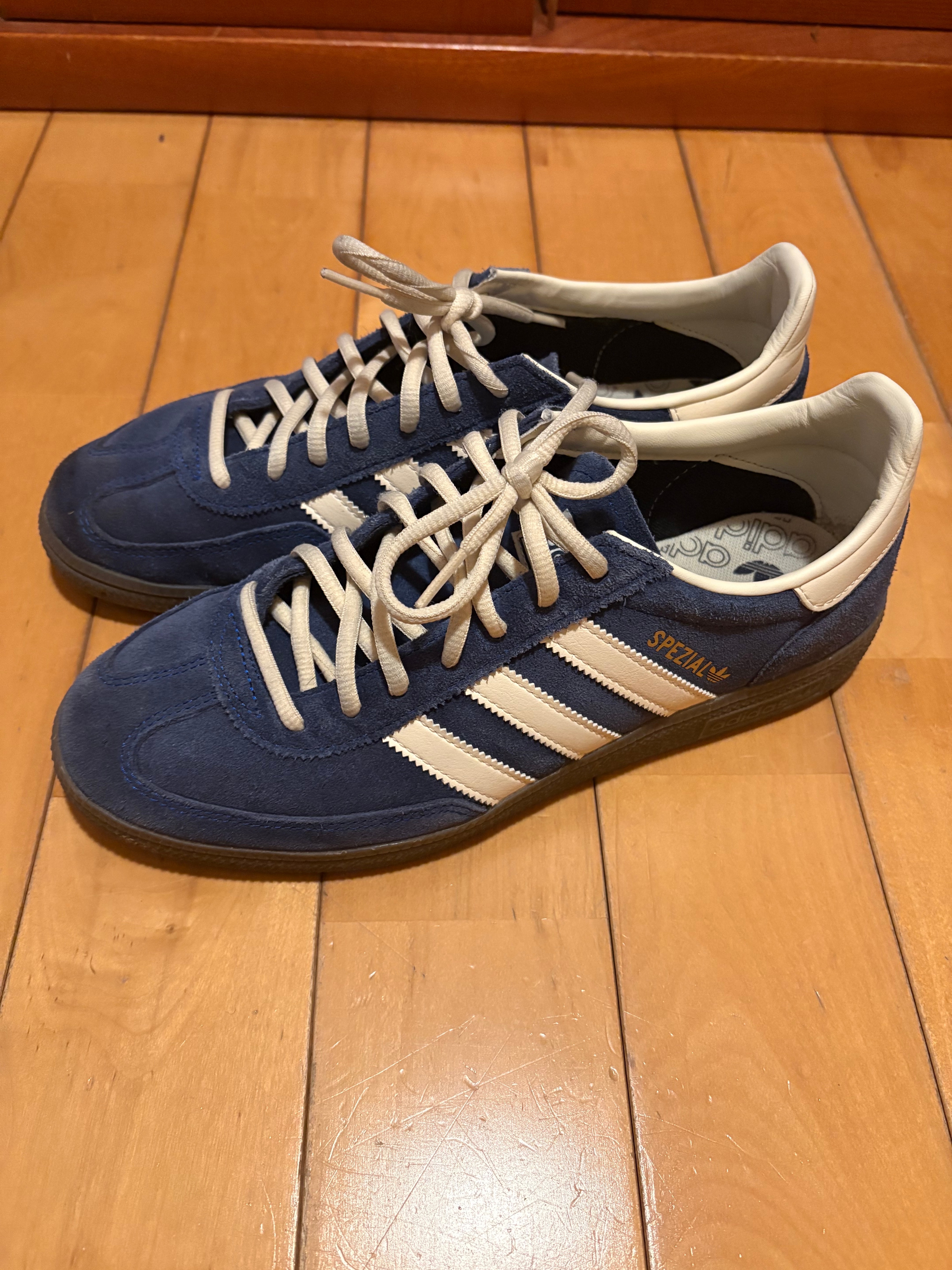 アディダス ハンドボール スペツィアル "ナイトインディゴ/クリームホワイト"