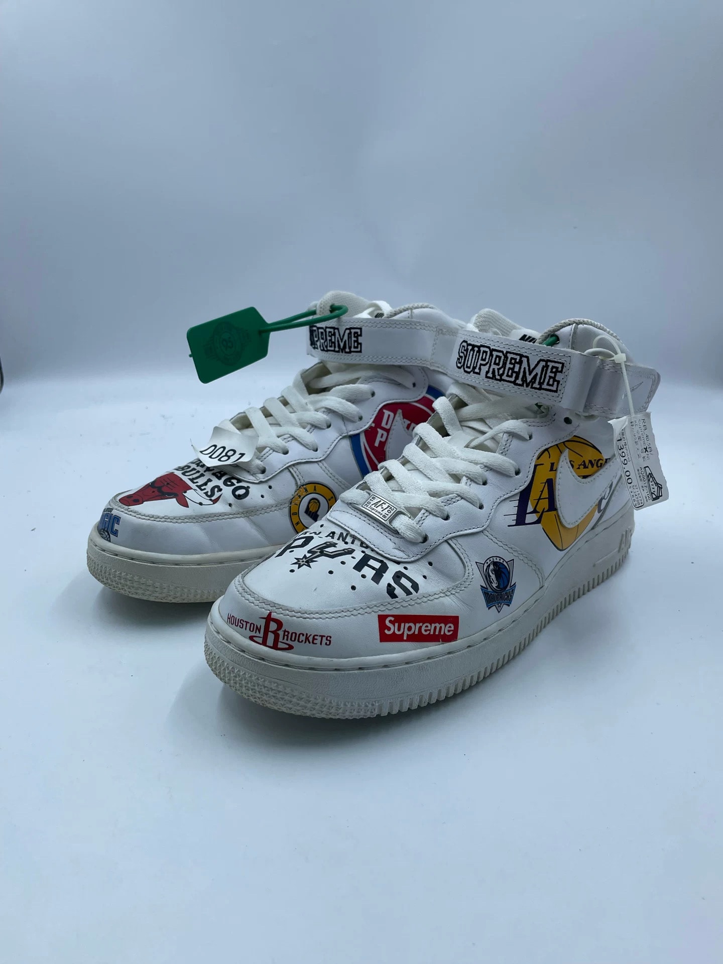 Supreme × NBA × Nike Air Force 1 Mid '07 "White"