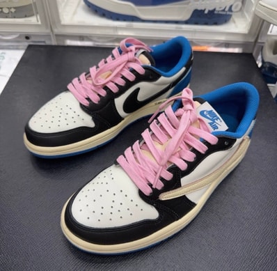 Travis Scott × fragment design × Nike Air Jordan 1 Low OG SP "Military Blue"