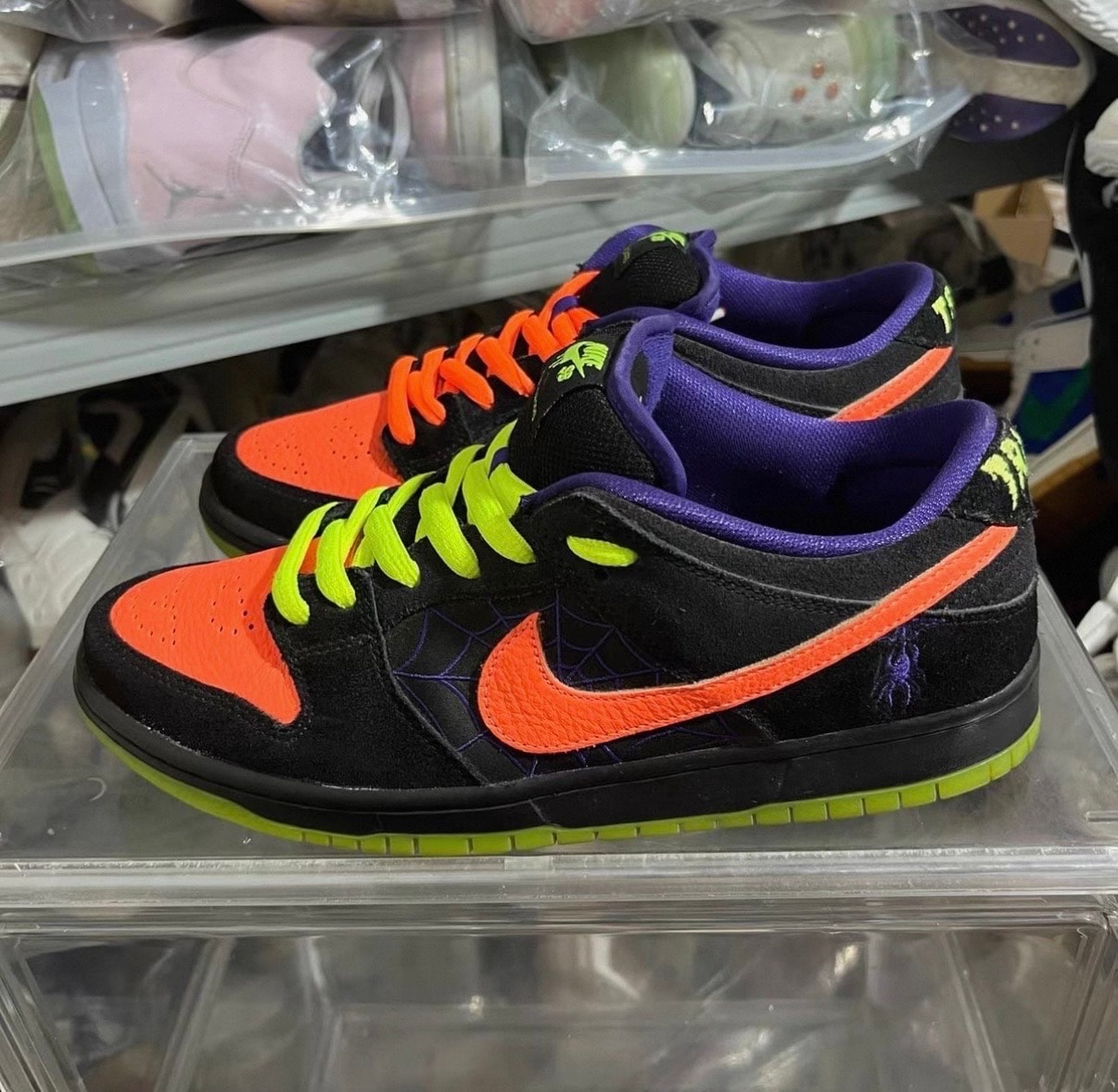 Nike SB Dunk Low "Night Of Mischief"