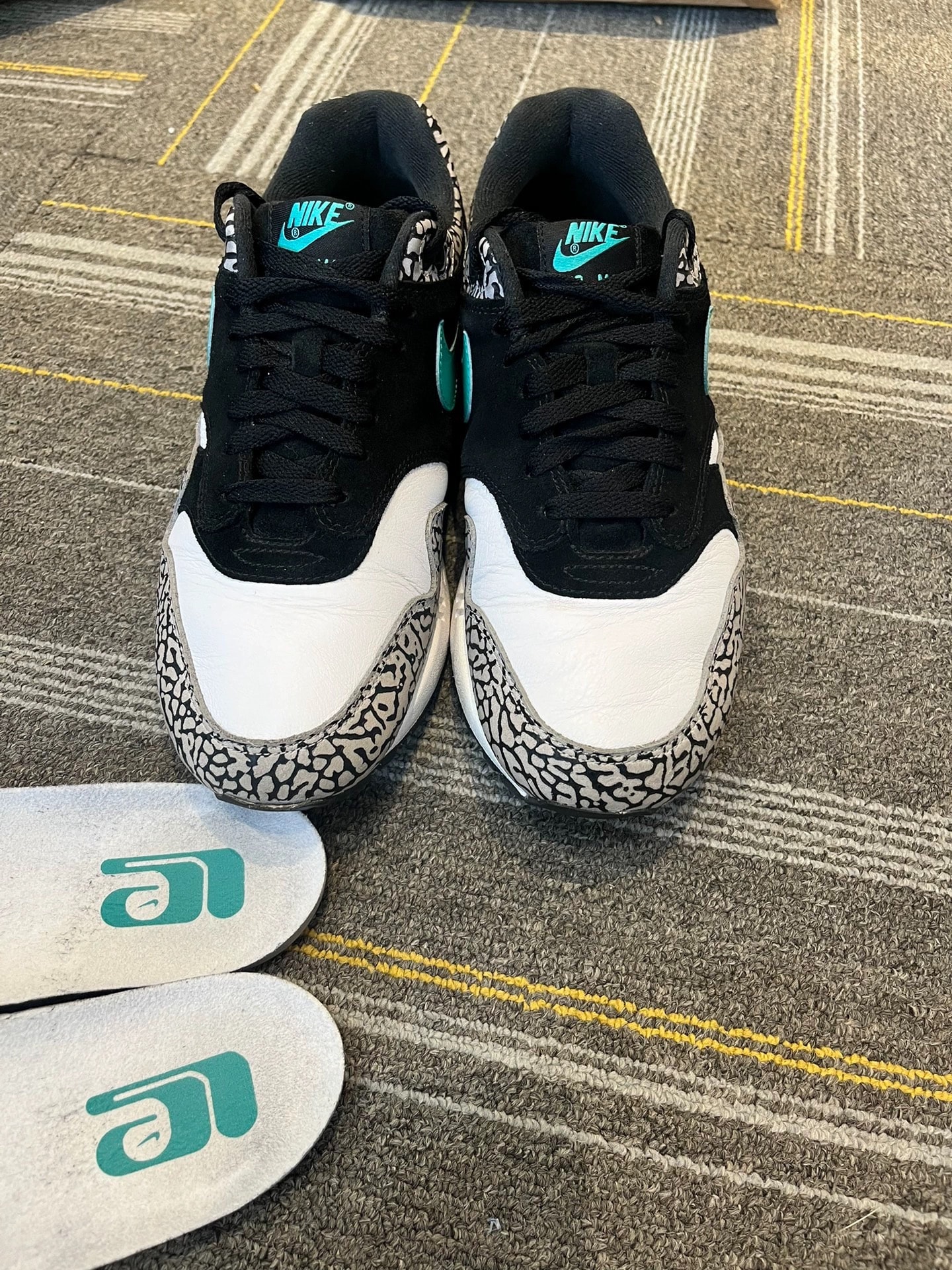 アトモス × ナイキ エアマックス1 プレミアム レトロ "エレファント/サファリ"(2017)