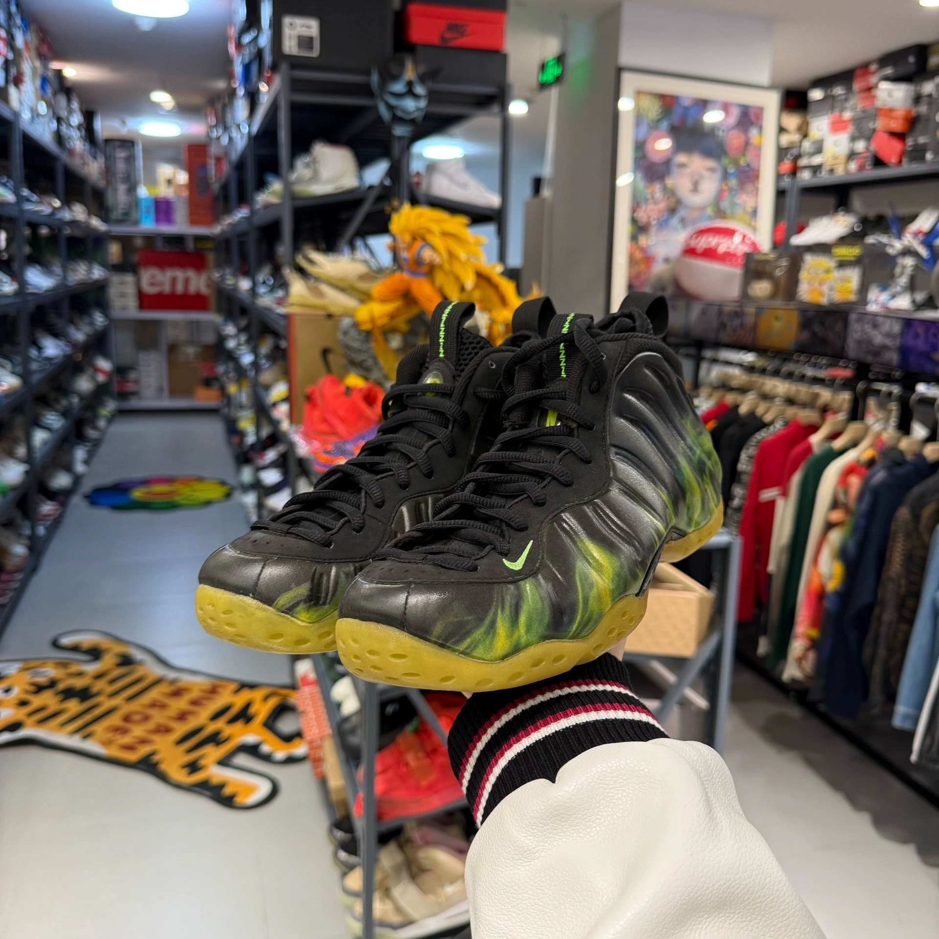 ナイキ エアフォームポジット ワン パラノーマン "ブラック ネオン グリーン" 