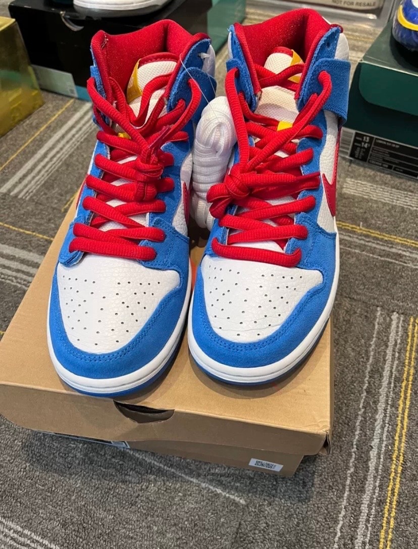 Nike SB Dunk High "Doraemon"