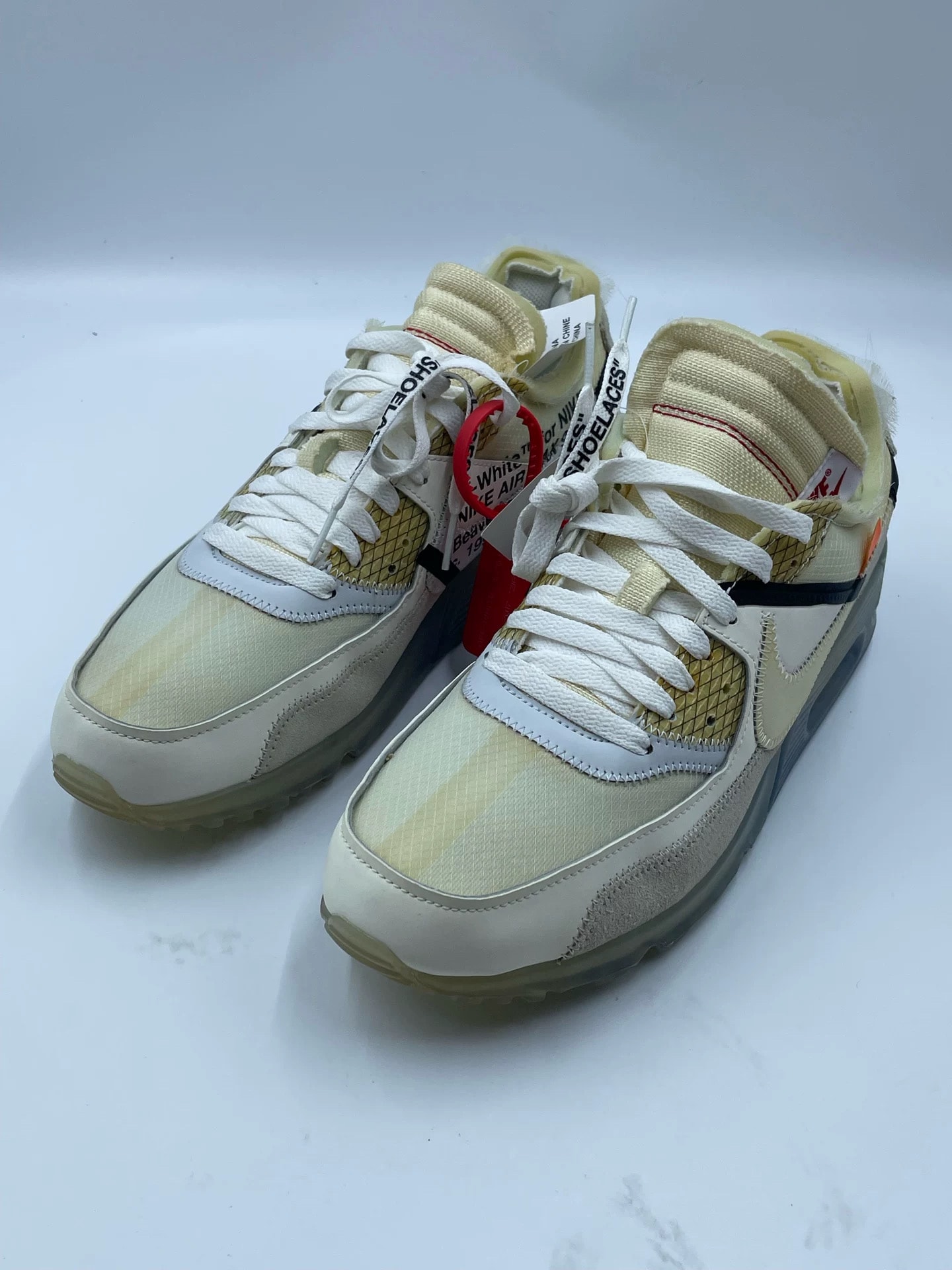 Off-White × Nike Air Max 90 