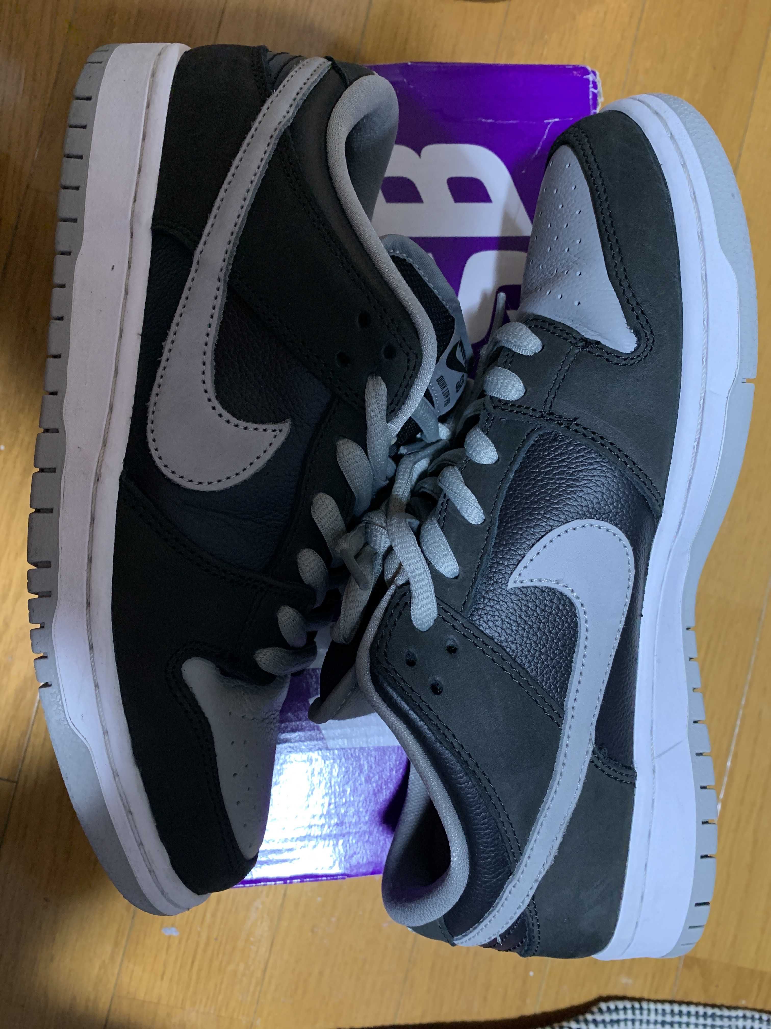 Nike SB Dunk Low "Shadow"