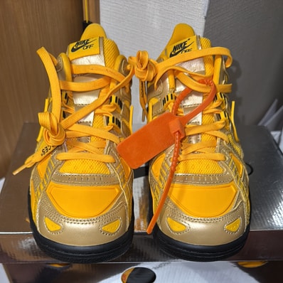Off-White × Nike Air Rubber Dunk "University Gold"