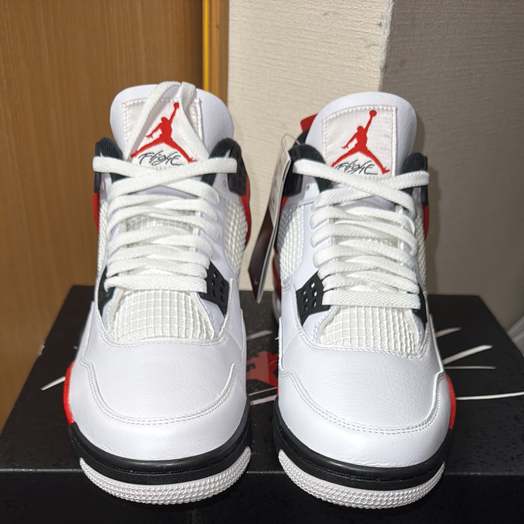 Nike Air Jordan 4 Retro "Red Cement"