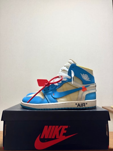 Off-White × Nike Air Jordan 1 High UNC "White/Dark Powder Blue"