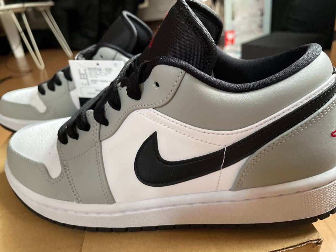 NIKE AIR JORDAN 1 LOW "LIGHT SMOKE GREY"