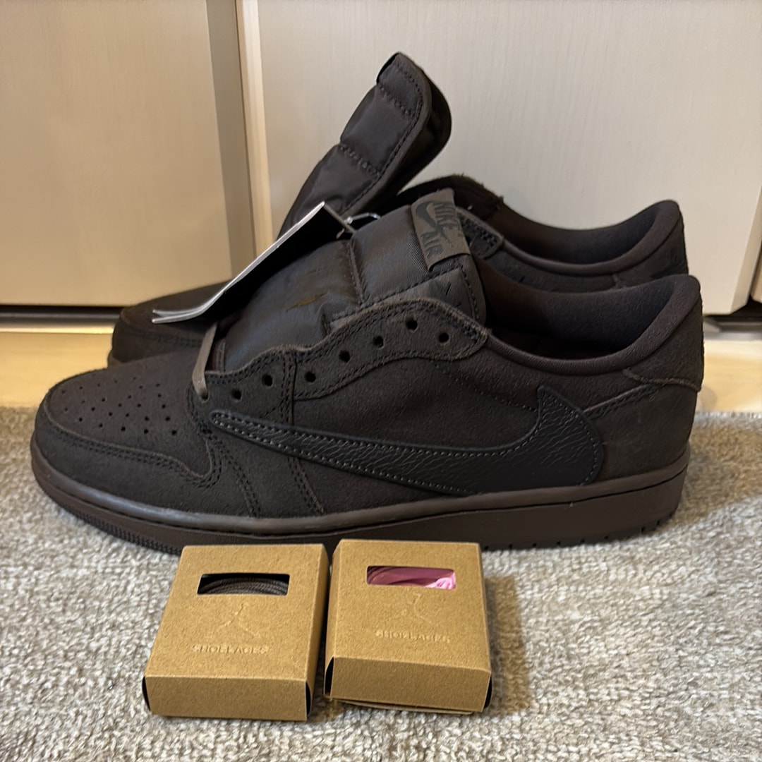 Travis Scott × Nike Air Jordan 1 Low OG SP "Velvet Brown and Dark Mocha"