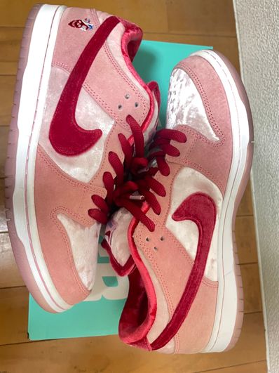 Strangelove × Nike SB Dunk Low "Valentine’s Day"