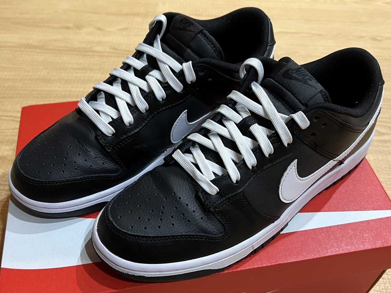 Nike Dunk Low "Black Panda"