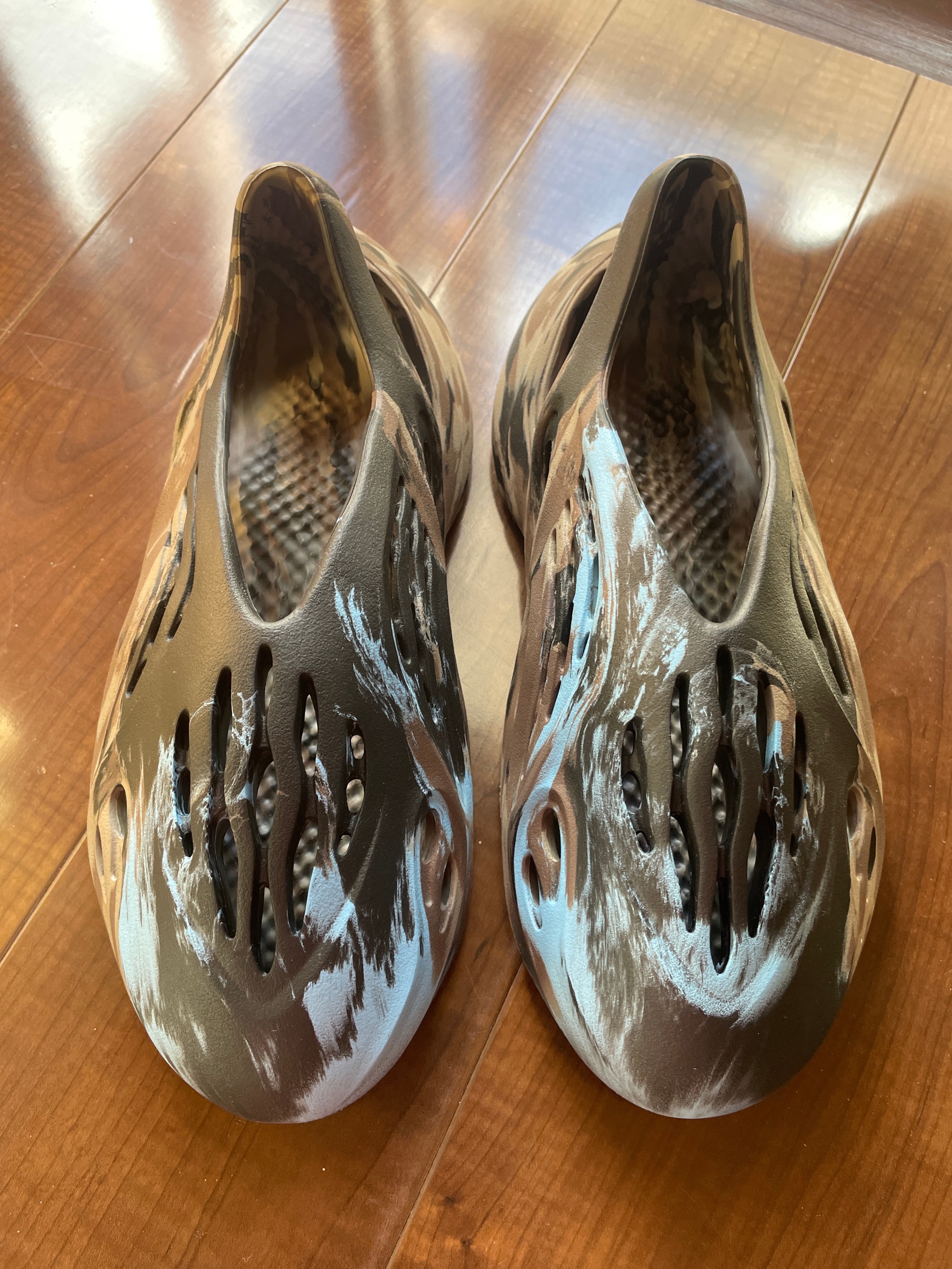 アディダス イージー フォームランナー "MXシンダー"