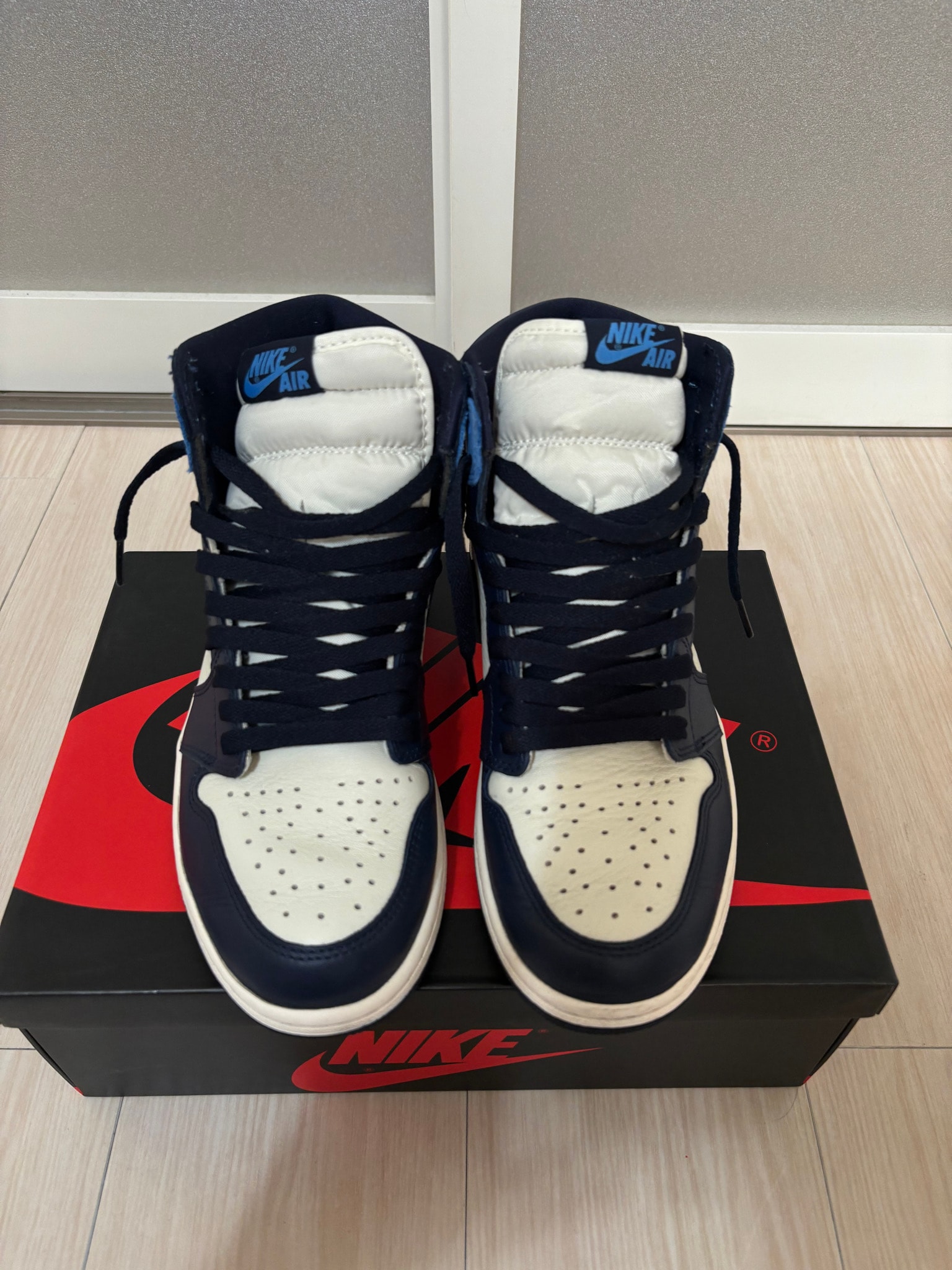 Nike Air Jordan 1 Retro High OG "Obsidian/University Blue"