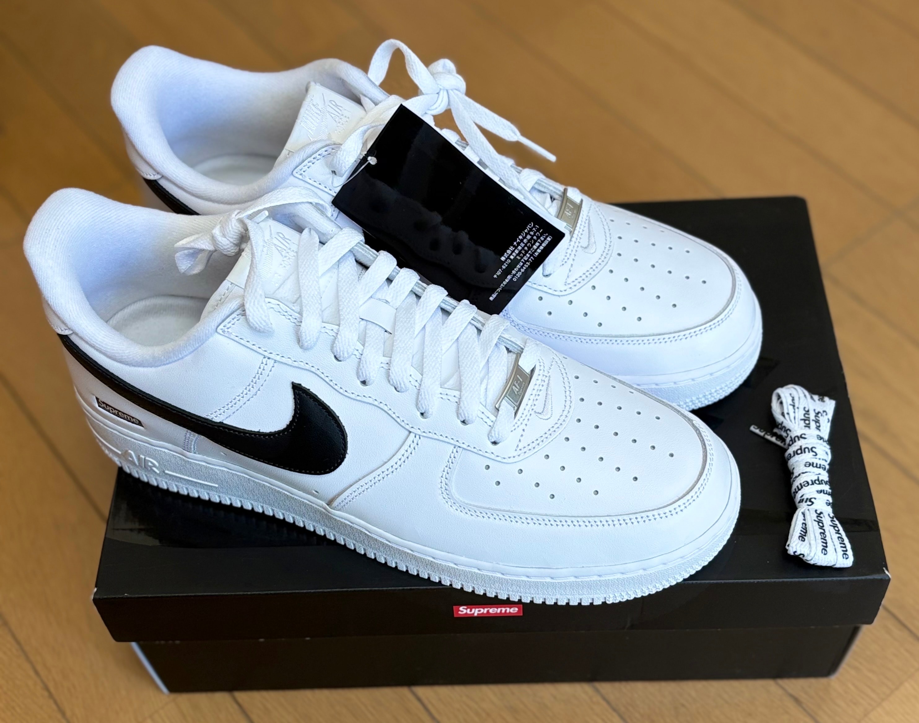 Supreme × Nike Air Force 1 Low "White/Black"