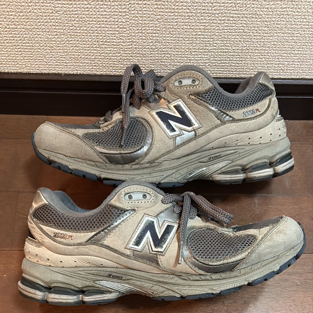 New Balance 2002R "Gray"