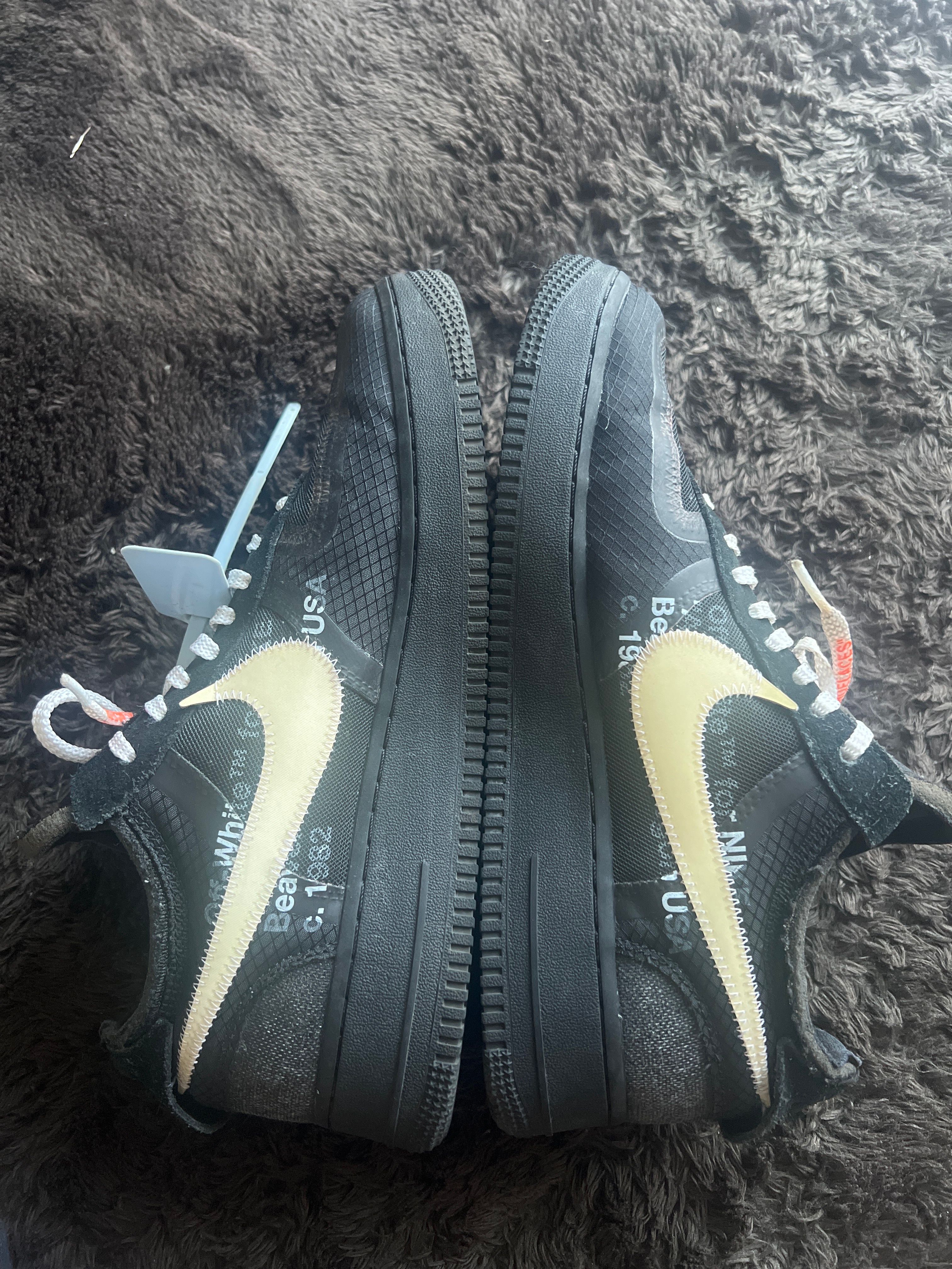Off-White × Nike Air Force 1 Low "Black"