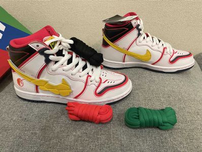 Gundam Unicorn × Nike SB Dunk High PRO QS "UNICORN"
