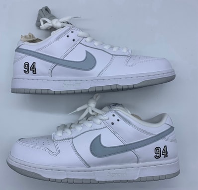 Supreme × Nike SB Dunk Low "White/Metallic Silver" (25FW Week2)