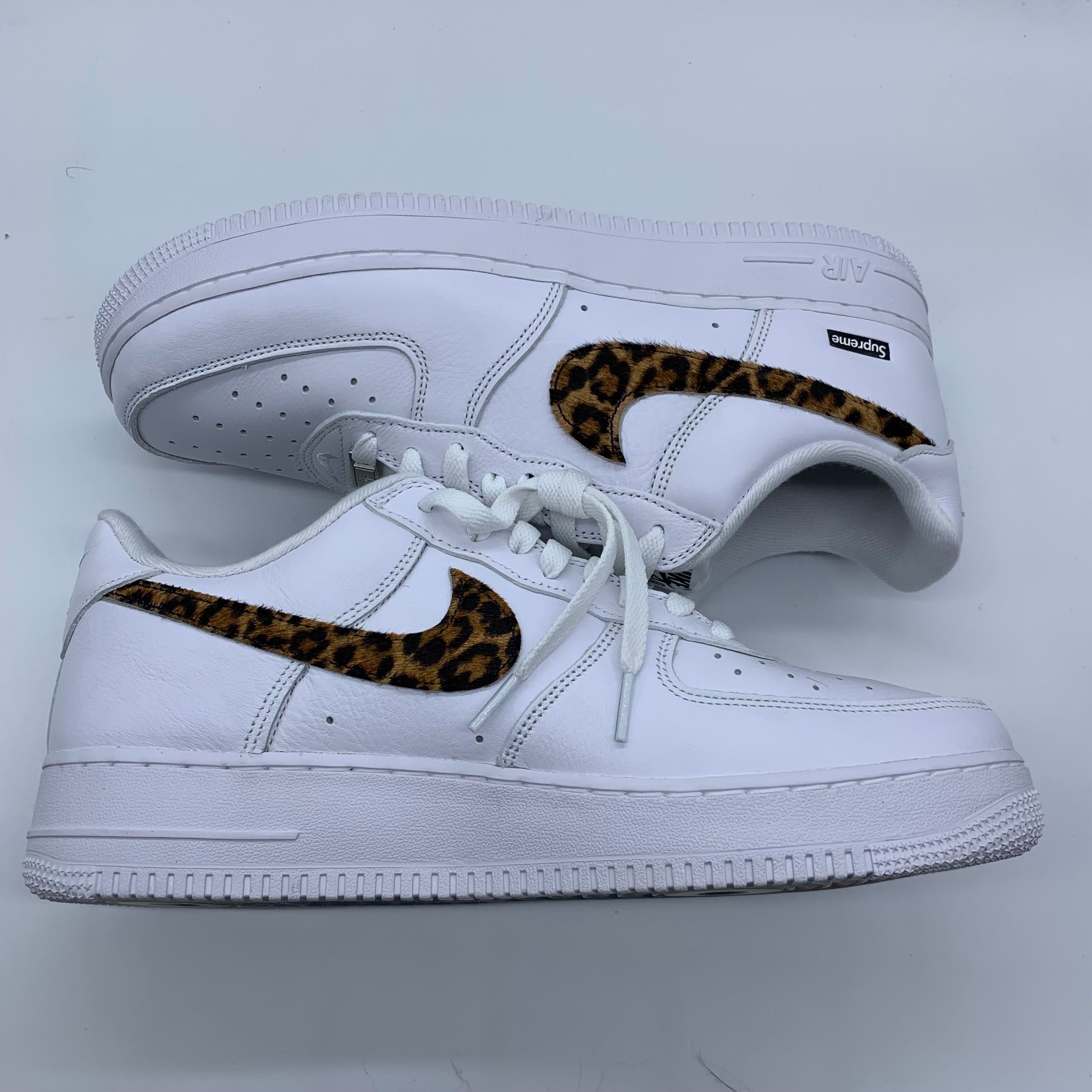 GOODENOUGH × Supreme × Nike Air Force 1 Low "White/Leopard" (25SS Week15)
