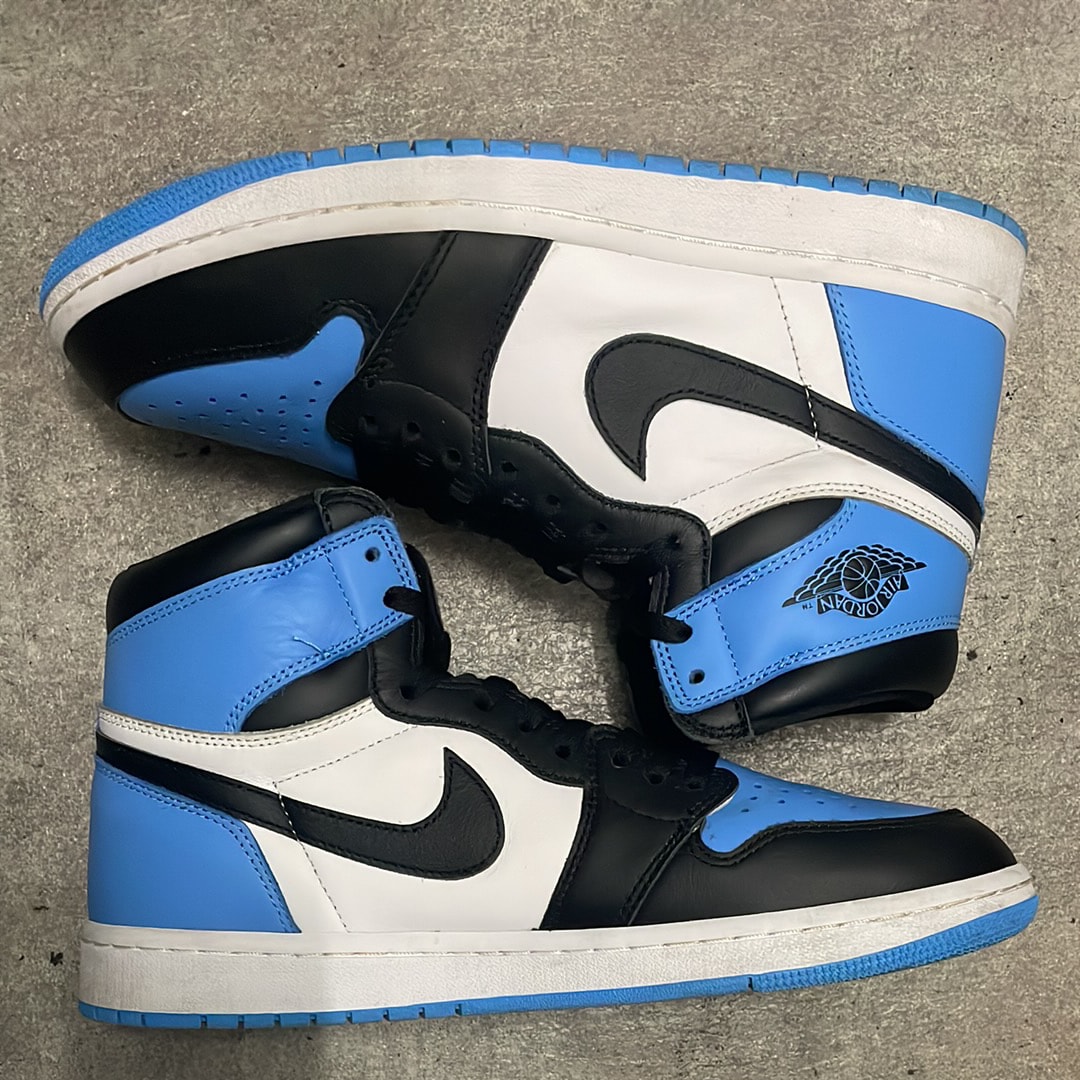 ナイキ エアジョーダン1 レトロ ハイ OG "ユニバーシティブルー/UNC トゥ"