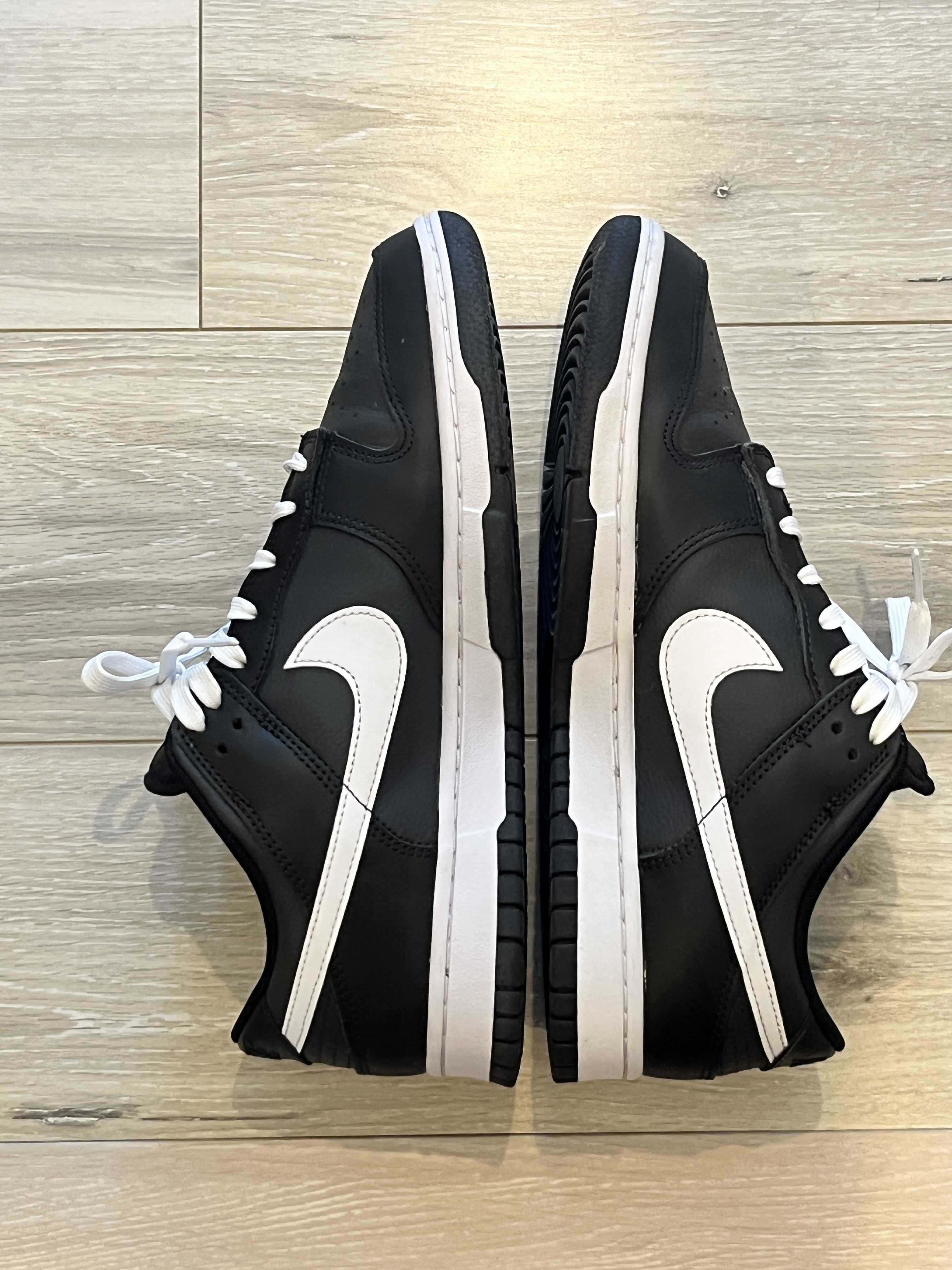 Nike Dunk Low "Black Panda"