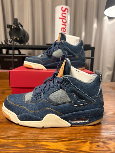 Nike × Levi's Air Jordan 4 "Denim" (LEVIS Tab)
