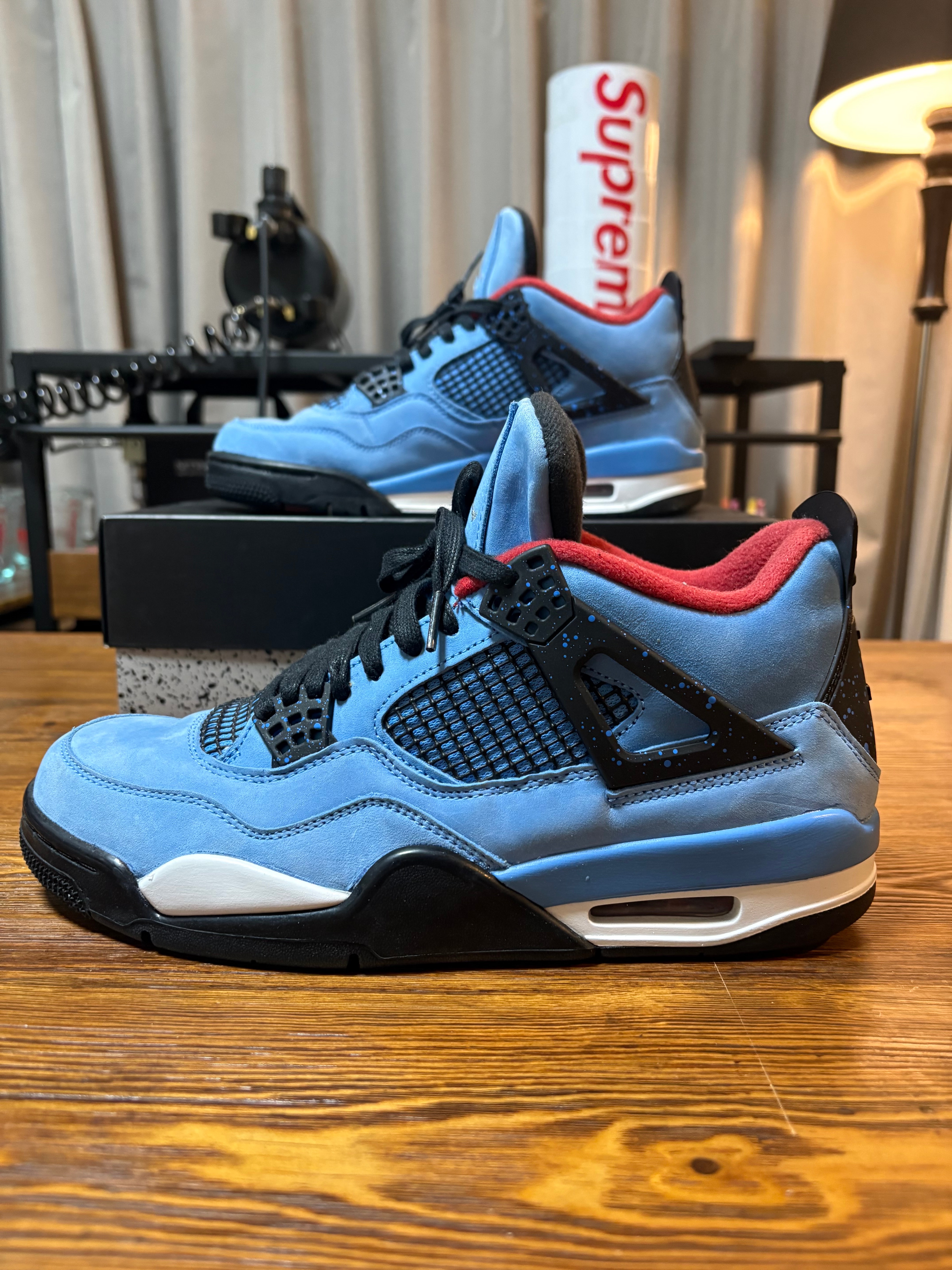 Travis Scott × Nike Air Jordan 4 Retro Cactus Jack "University Blue"