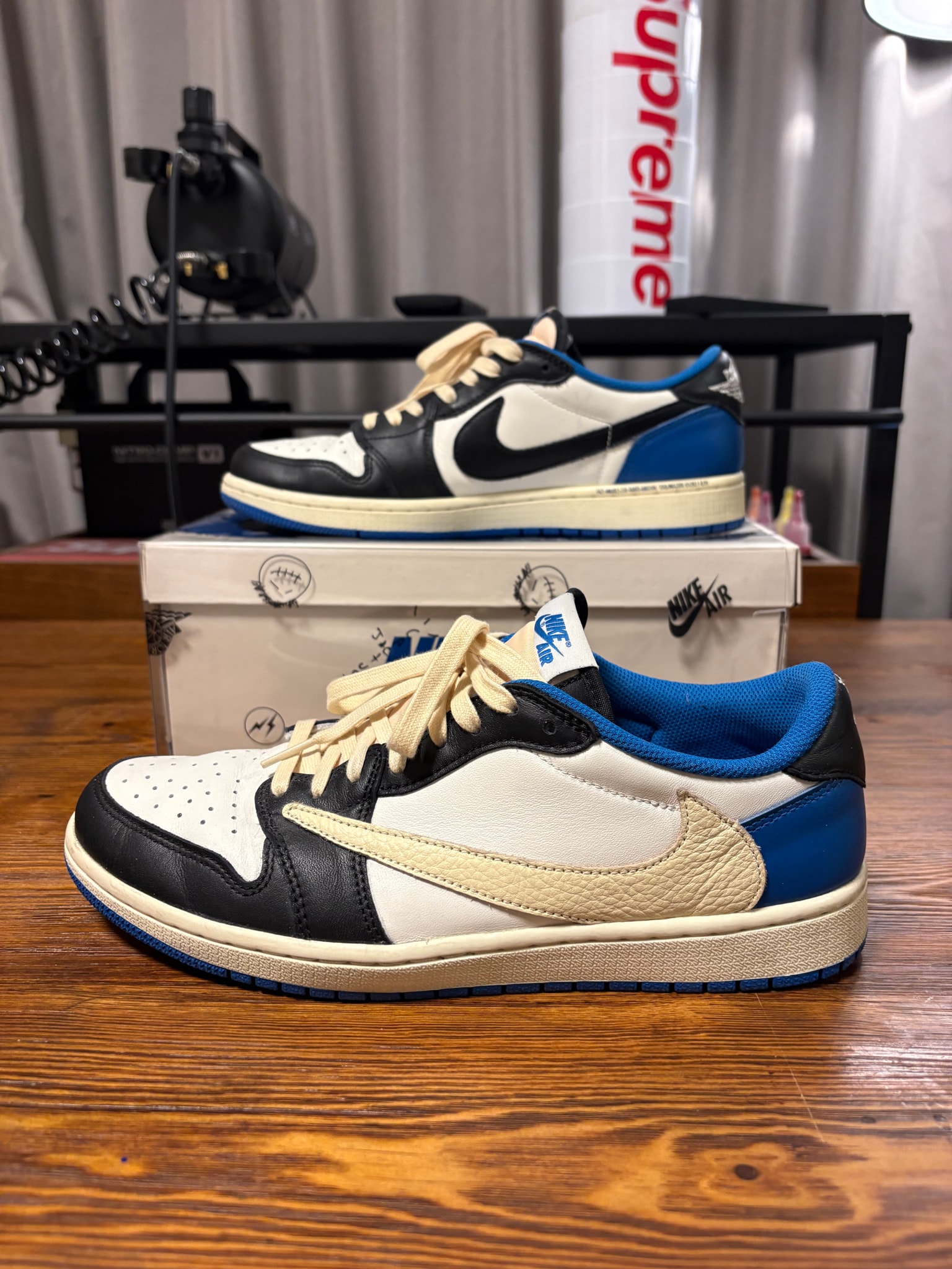 Travis Scott × fragment design × Nike Air Jordan 1 Low OG SP "Military Blue"