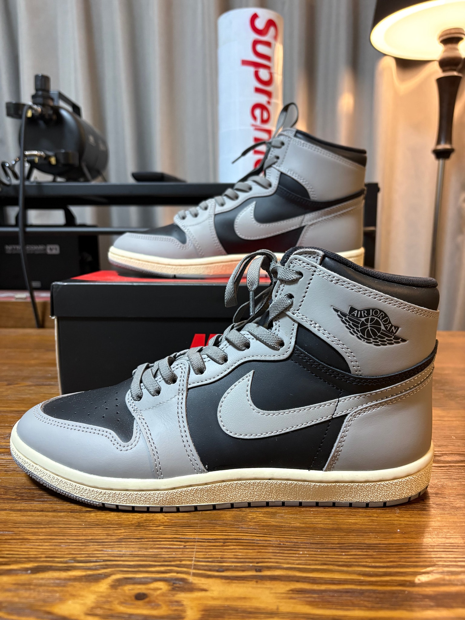 Nike Air Jordan 1 High '85 "Reverse Shadow"