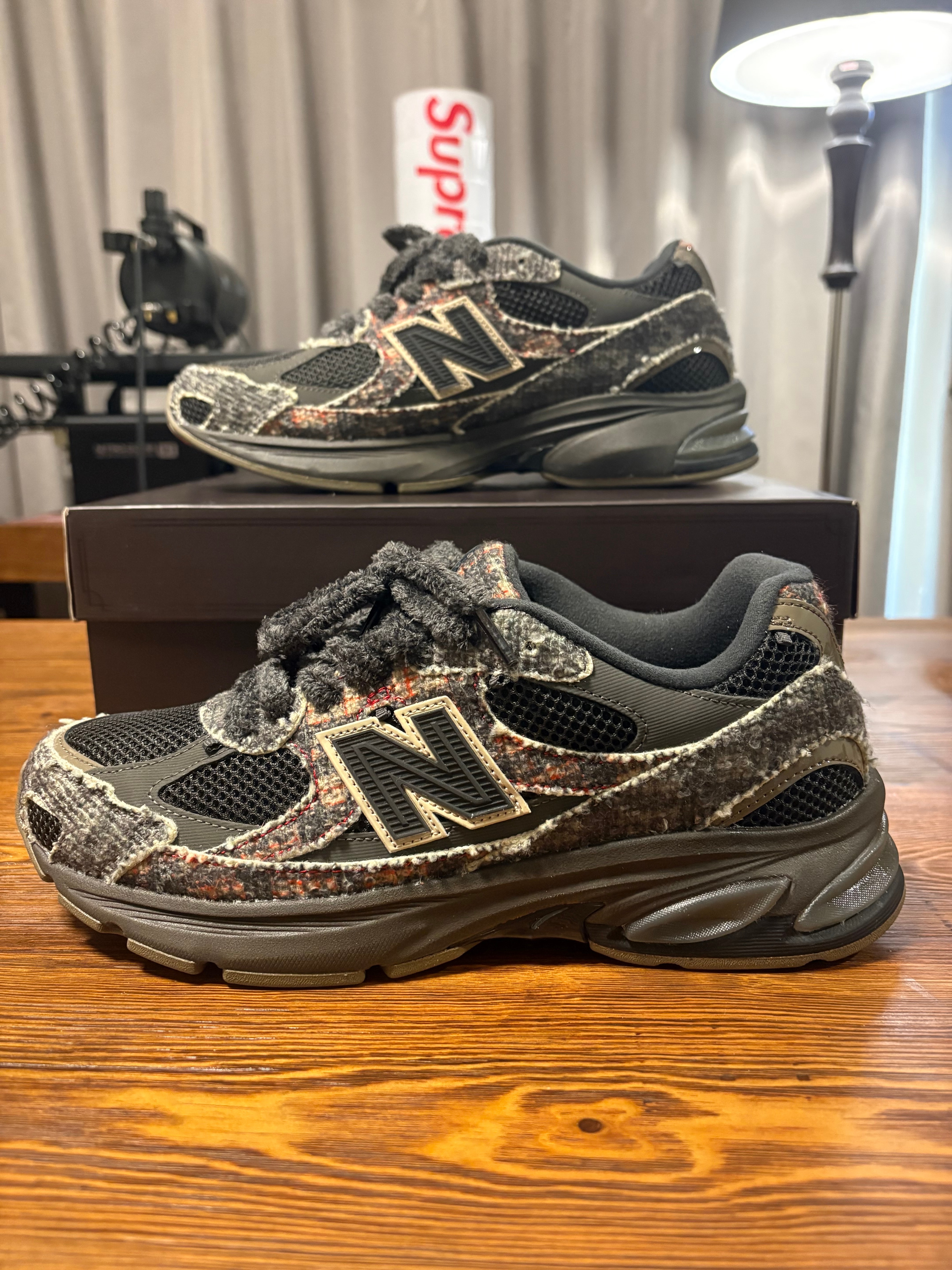 ジョー・フレッシュグッズ × ニューバランス アブゾーブ 2010 "ハンド ミー ダウンズ"