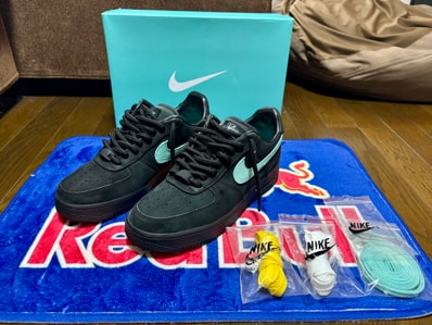 Tiffany & Co. × Nike Air Force 1 Low "1837"