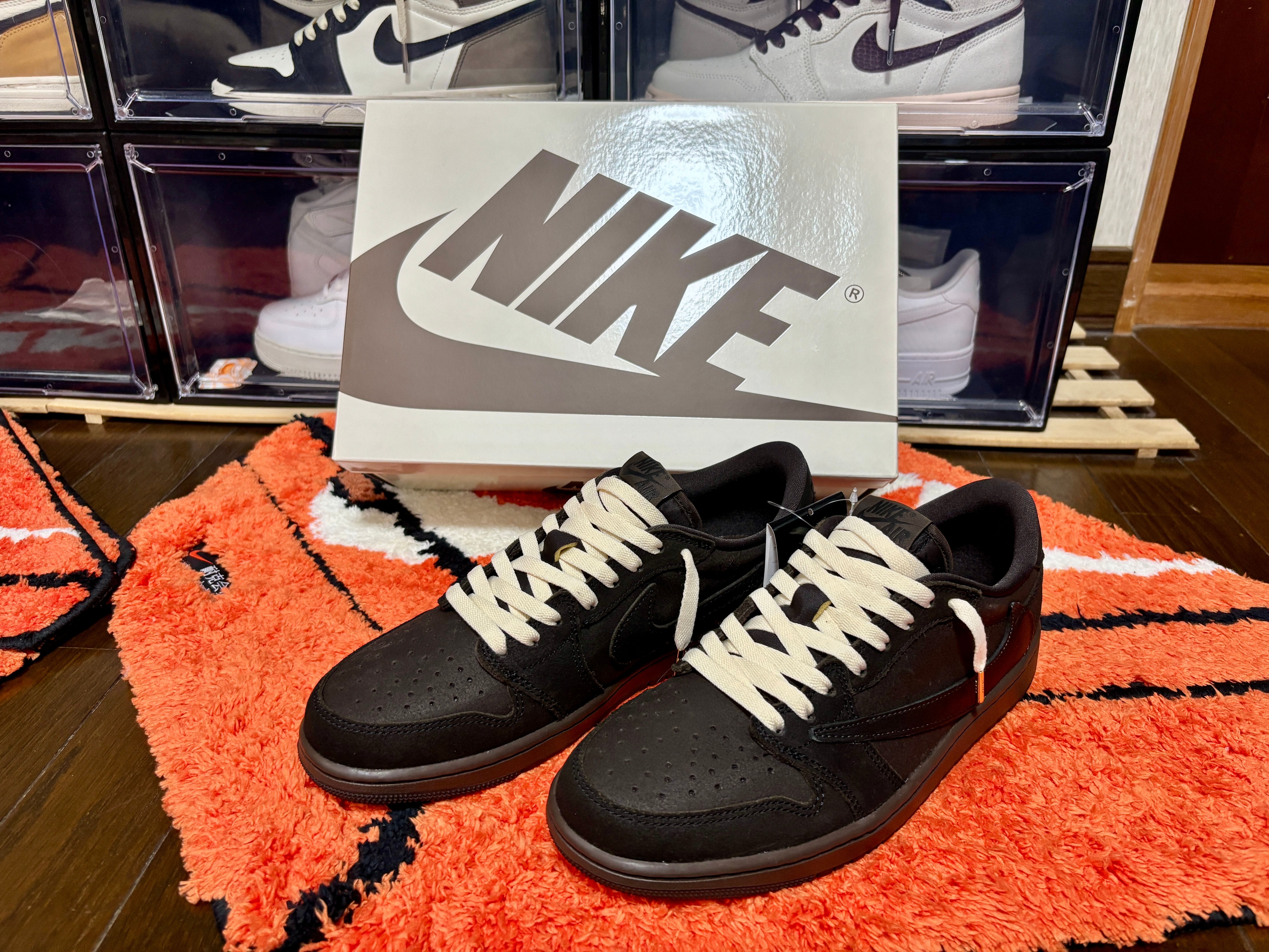 Travis Scott × Nike Air Jordan 1 Low OG SP "Velvet Brown and Dark Mocha"