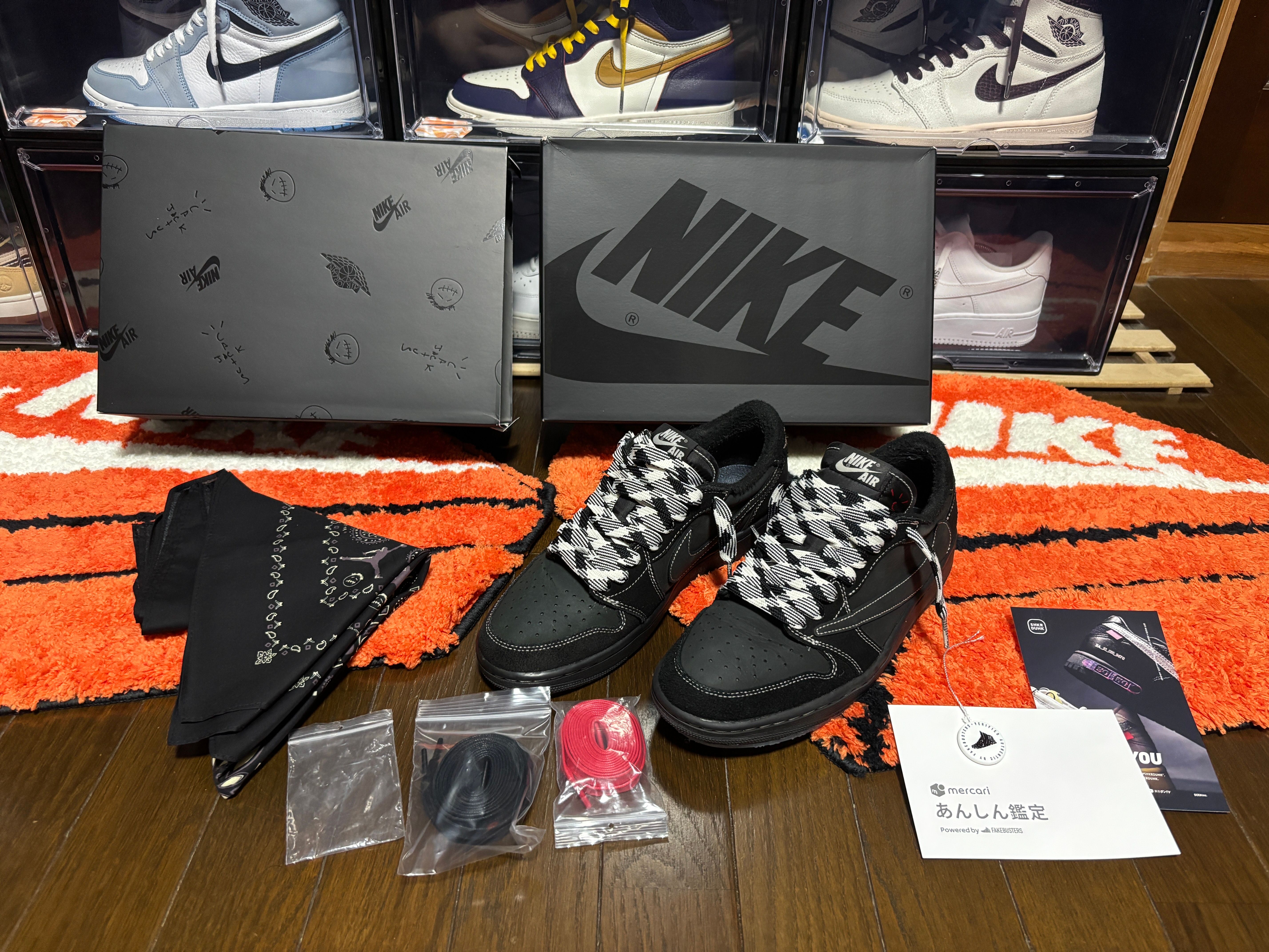 Travis Scott × Nike Air Jordan 1 Low OG SP "Black Phantom"