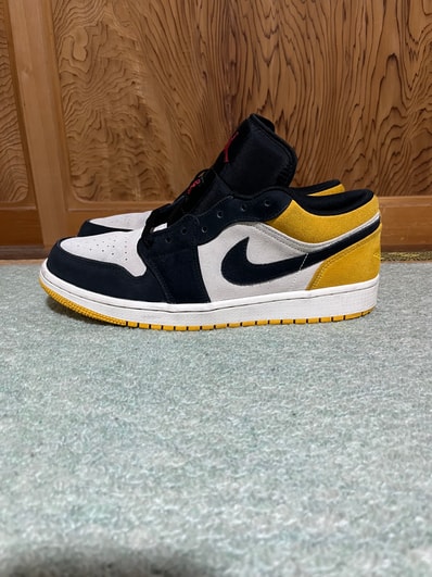 Nike Air Jordan 1 Low "Sail University Gold Black"